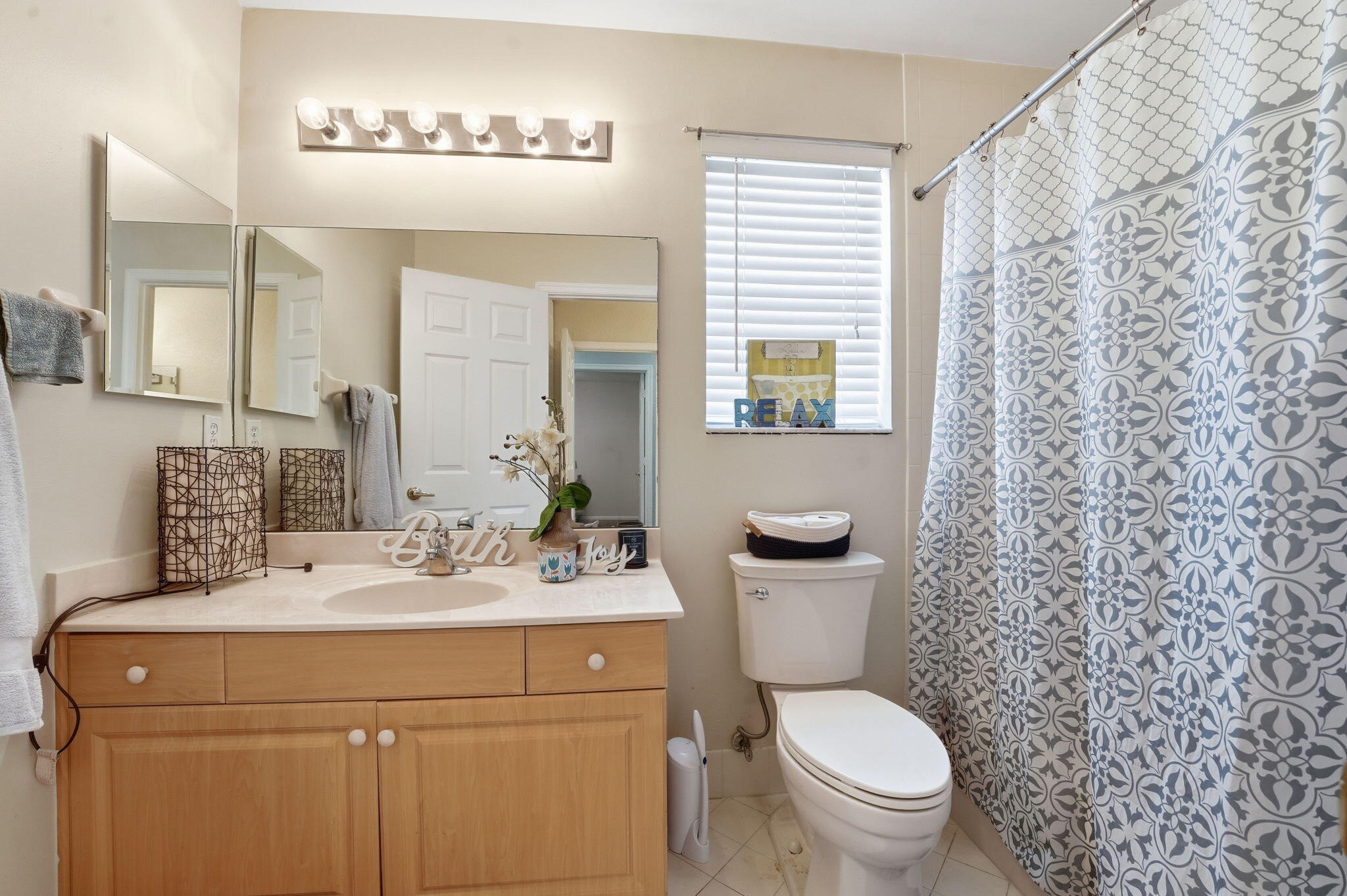 2753 Misty Oaks, Royal Palm Beach FL 33411