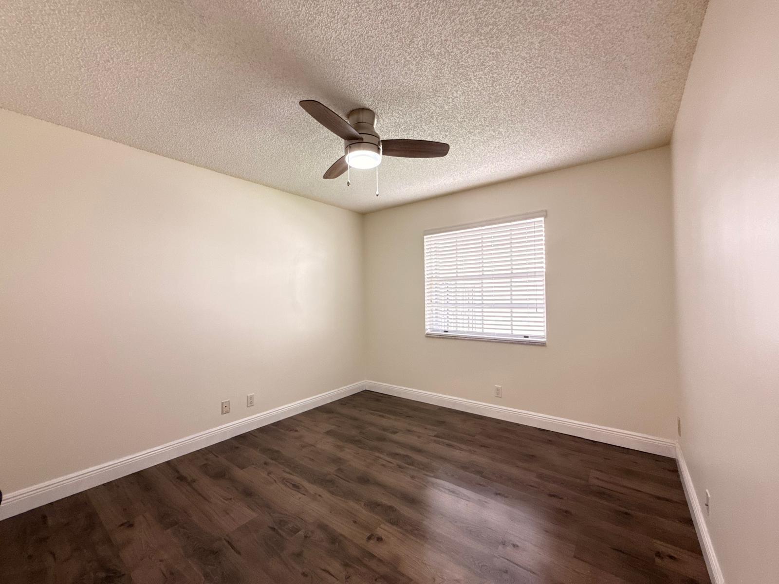 11042 TOPEKA, Cooper City FL 33026