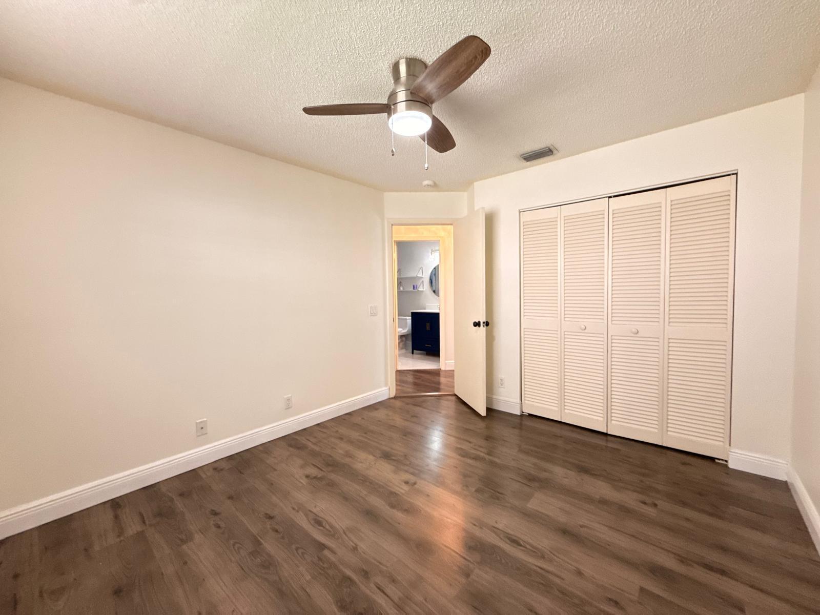 11042 TOPEKA, Cooper City FL 33026