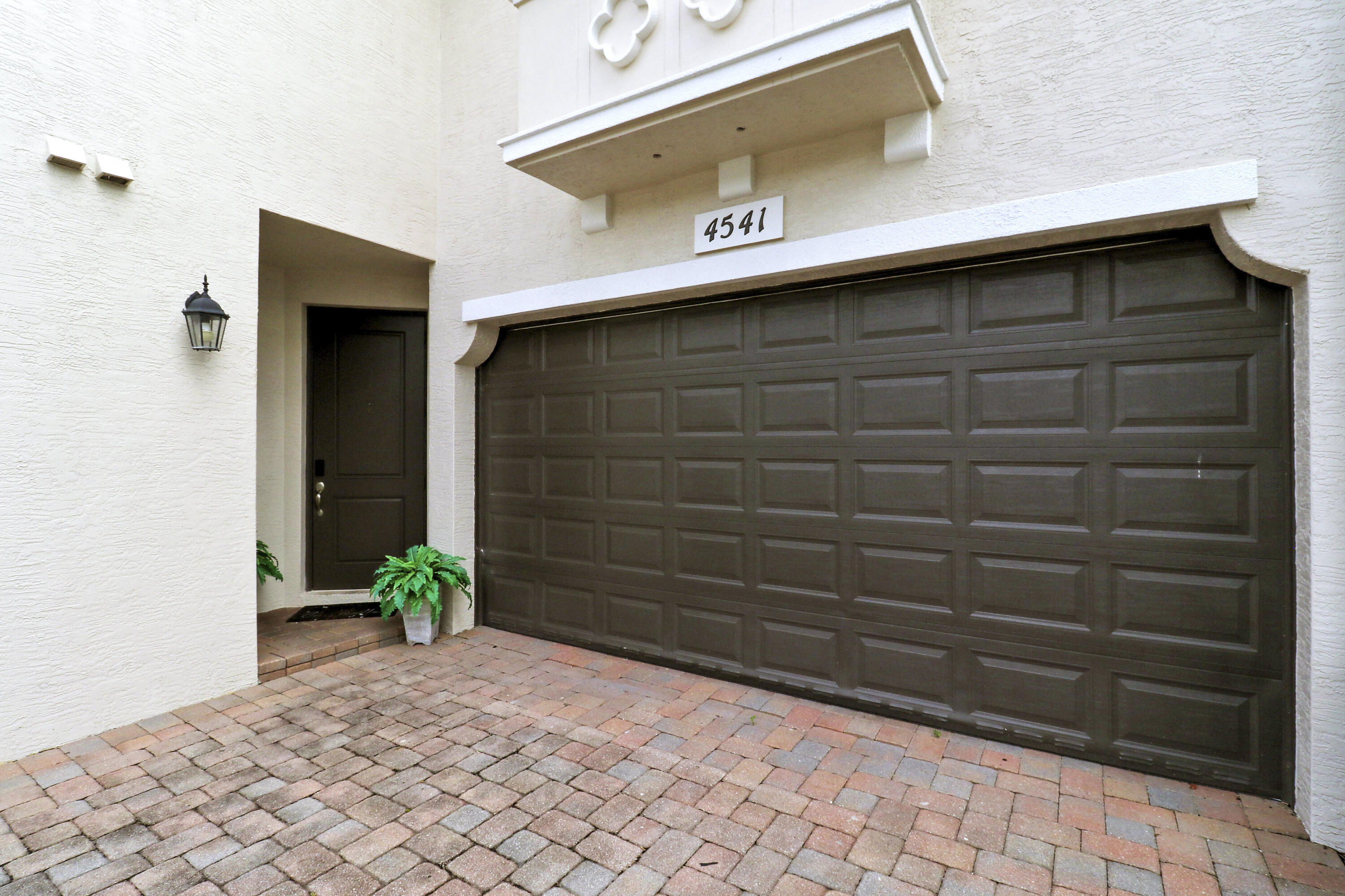 4541 Mediterranean, Palm Beach Gardens FL 33418