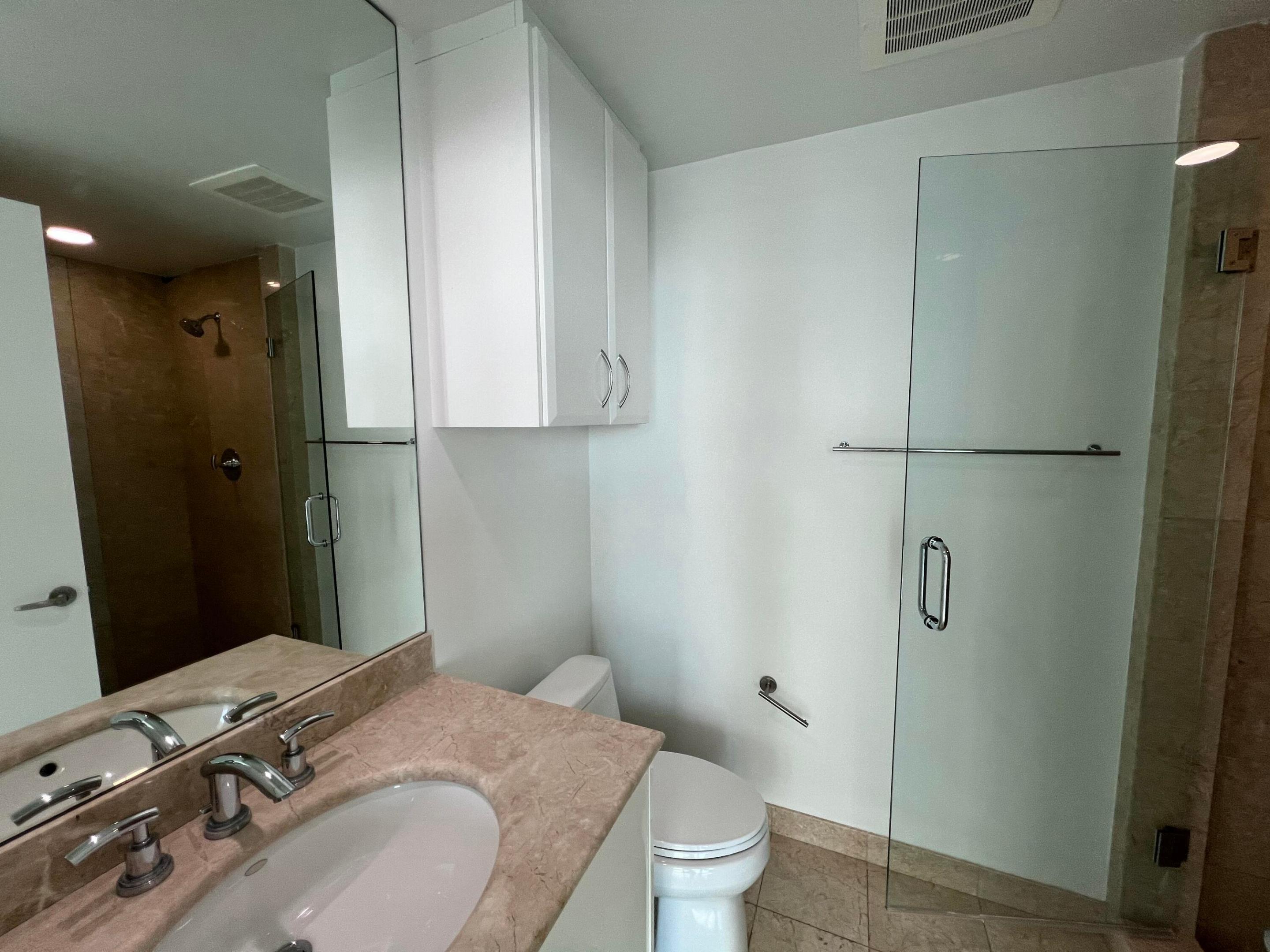 1331 BRICKELL BAY #4407, Miami FL 33131
