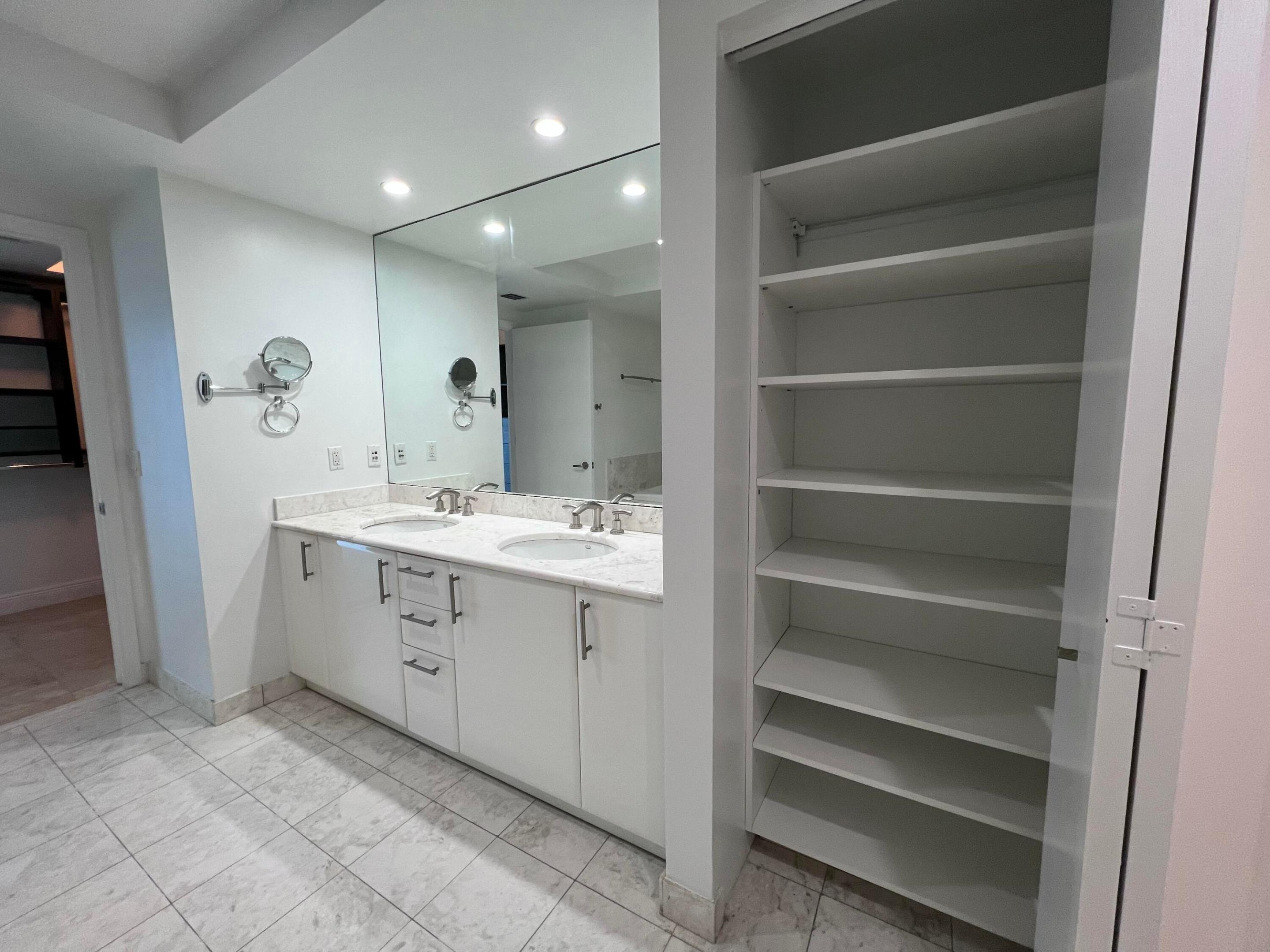 1331 BRICKELL BAY #4407, Miami FL 33131
