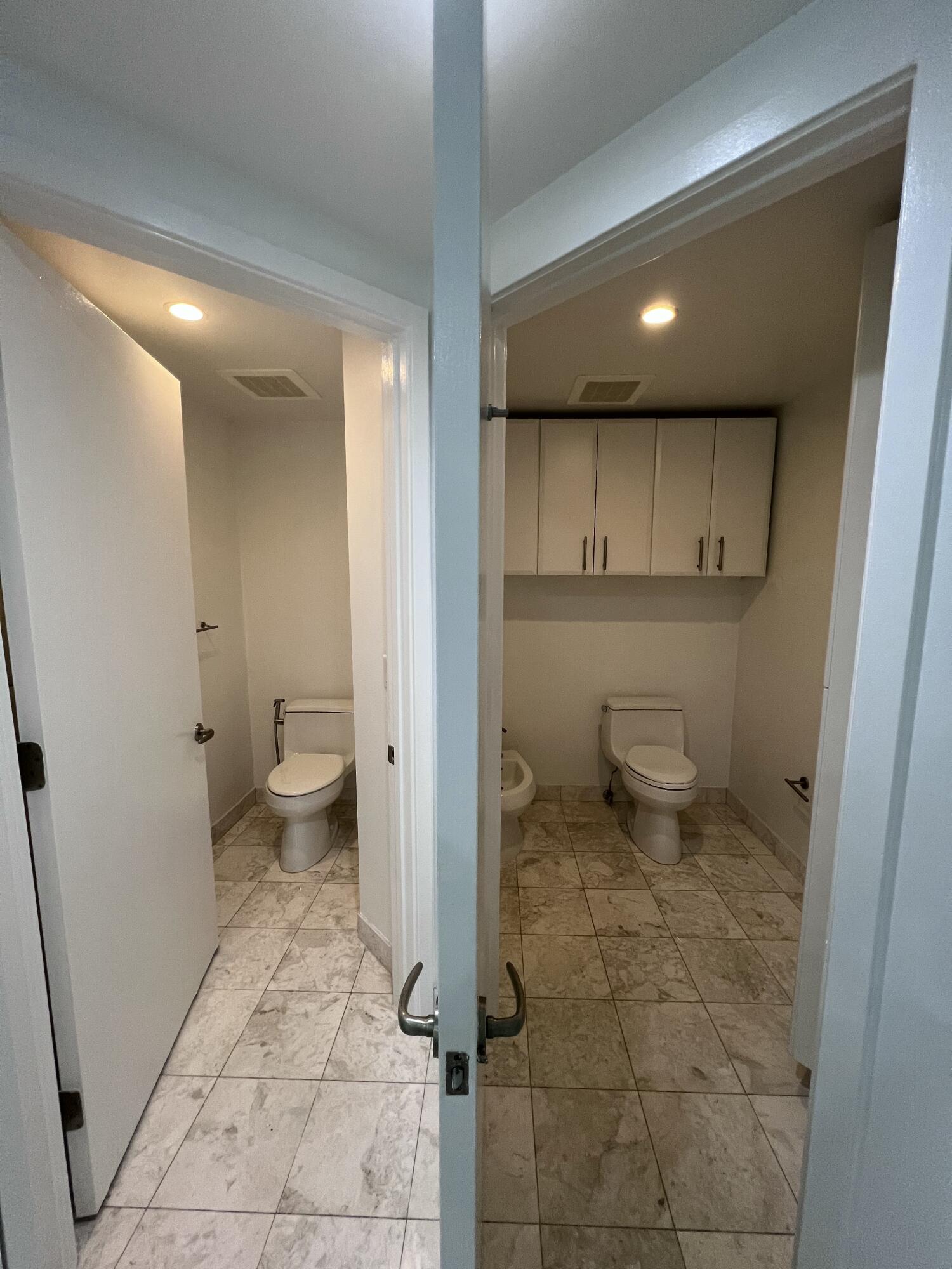1331 BRICKELL BAY #4407, Miami FL 33131