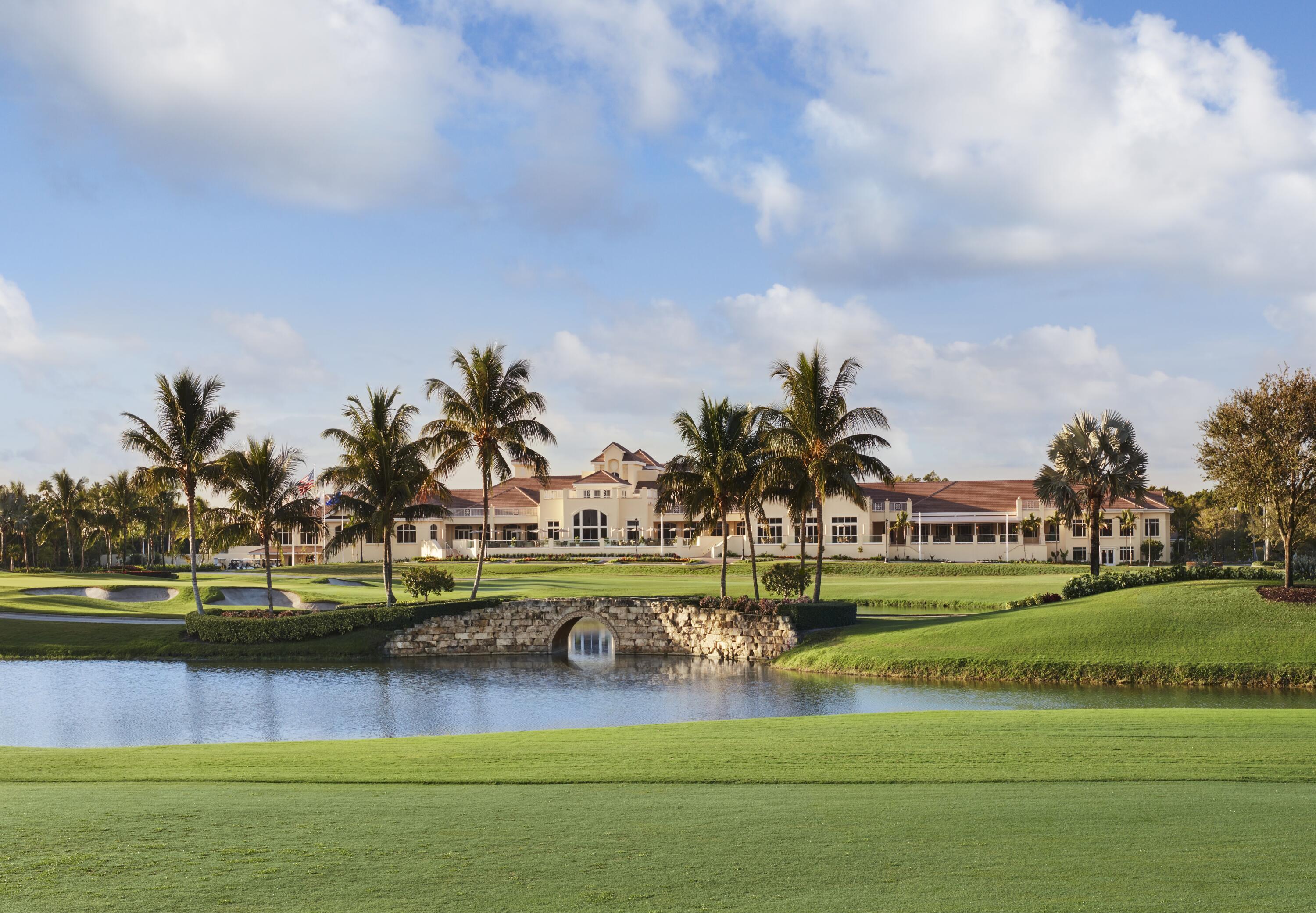 127 Palm Bay #A, Palm Beach Gardens FL 33418
