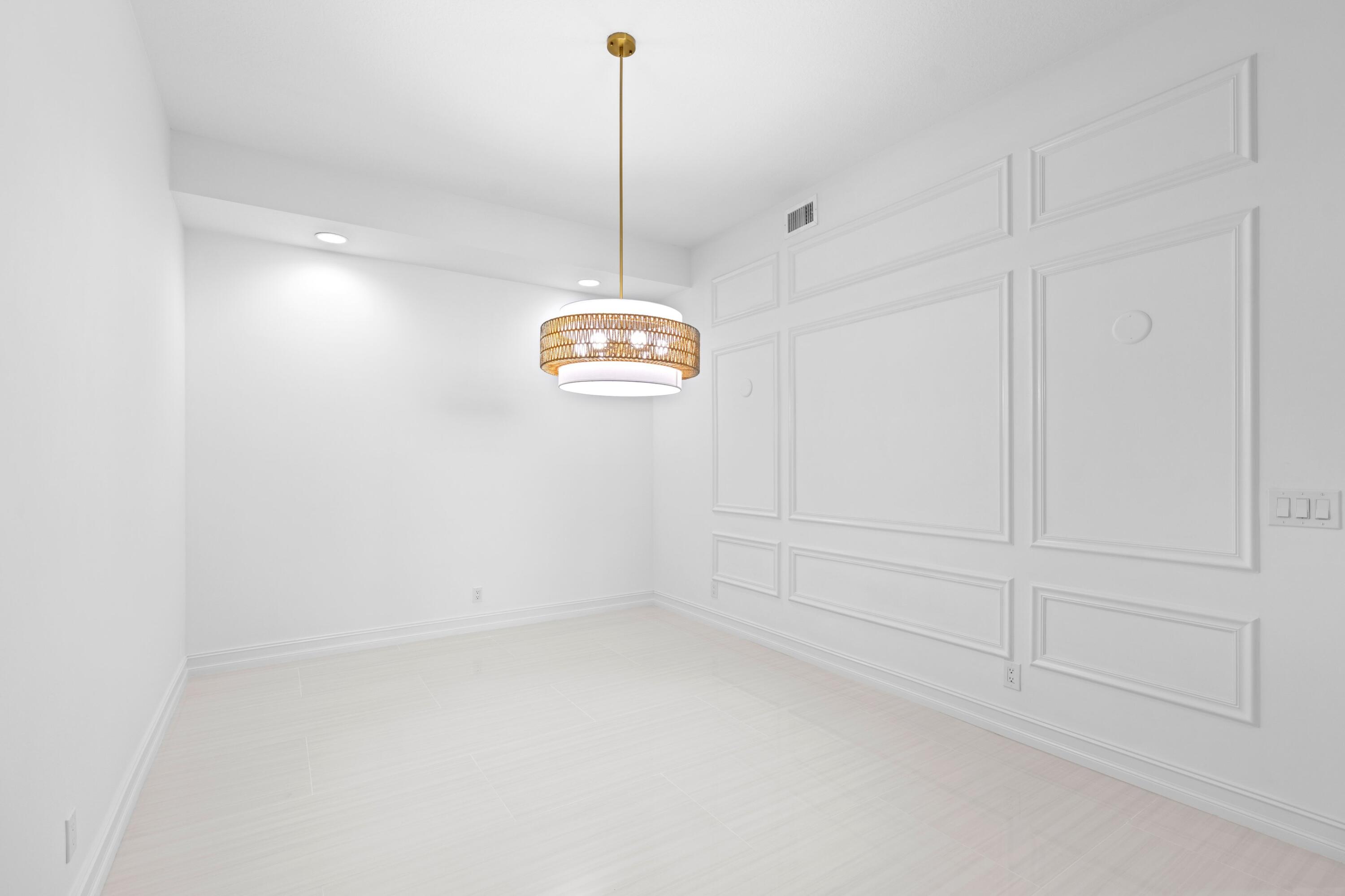127 Palm Bay #A, Palm Beach Gardens FL 33418