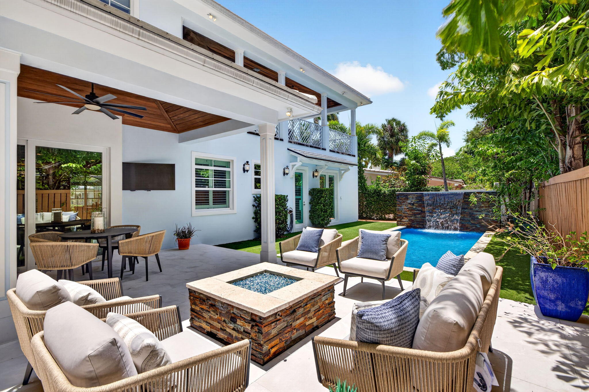 1329-2 SE 13th, Fort Lauderdale FL 33316
