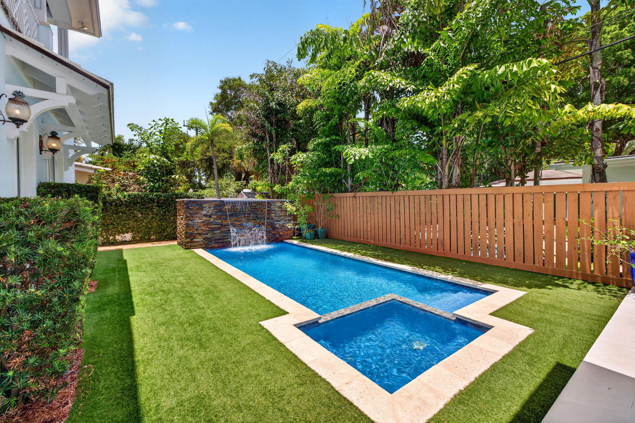 1329-2 SE 13th, Fort Lauderdale FL 33316