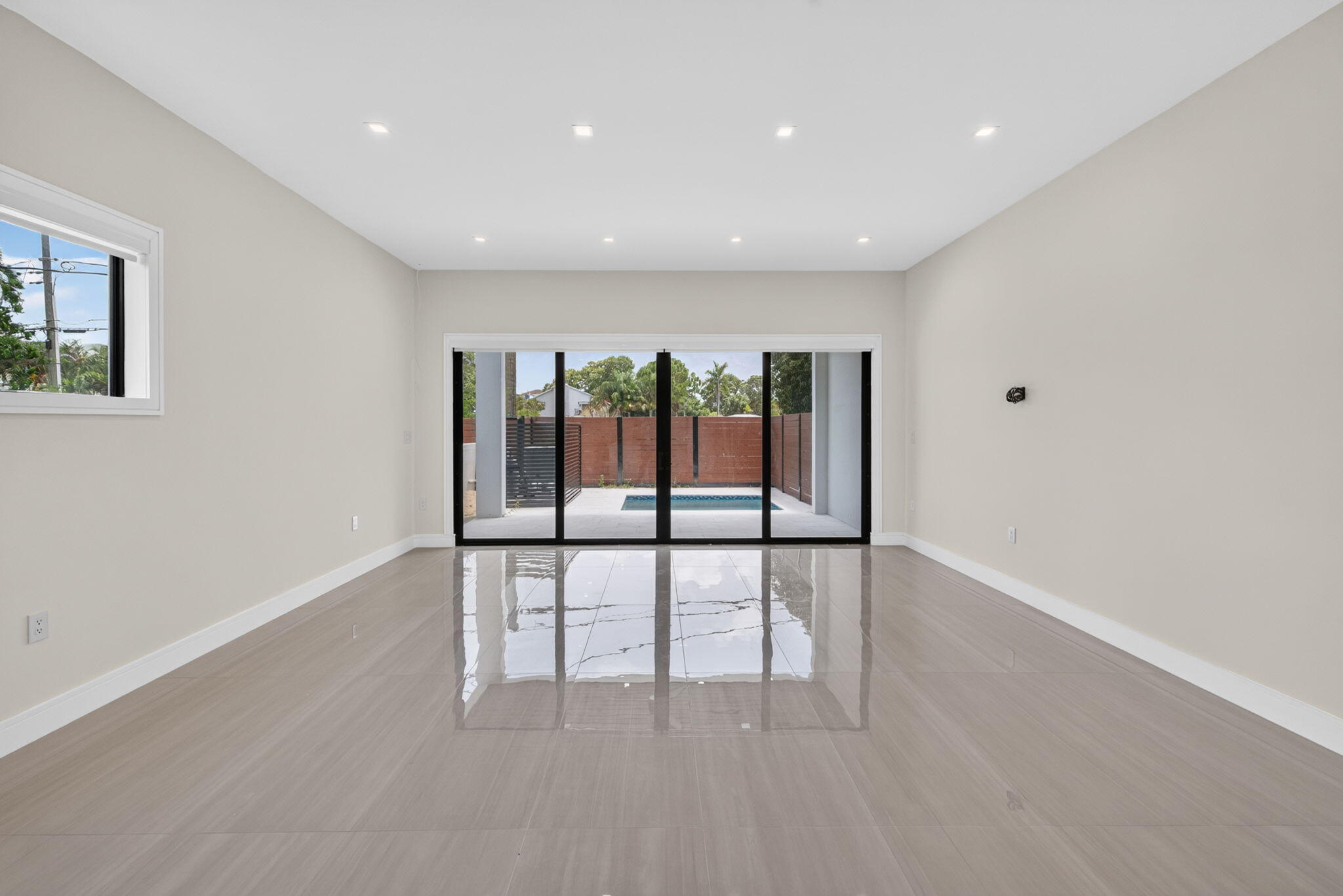704 SW 9th, Fort Lauderdale FL 33315
