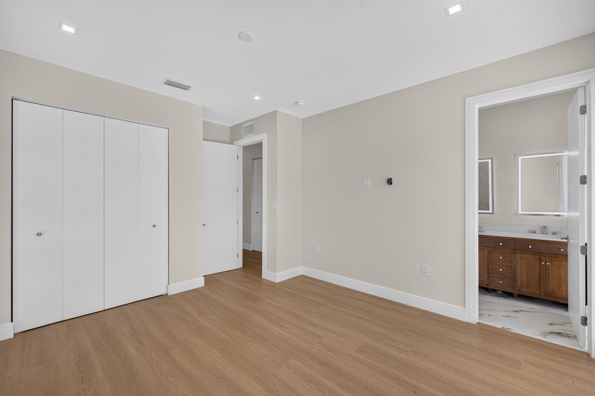 704 SW 9th, Fort Lauderdale FL 33315