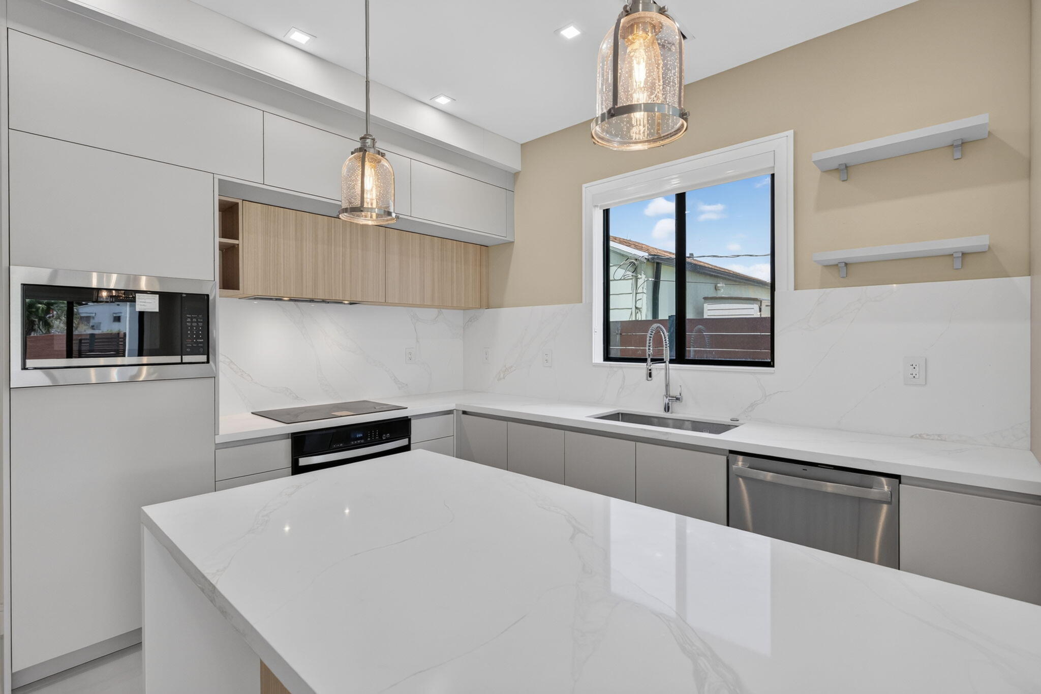 704 SW 9th, Fort Lauderdale FL 33315