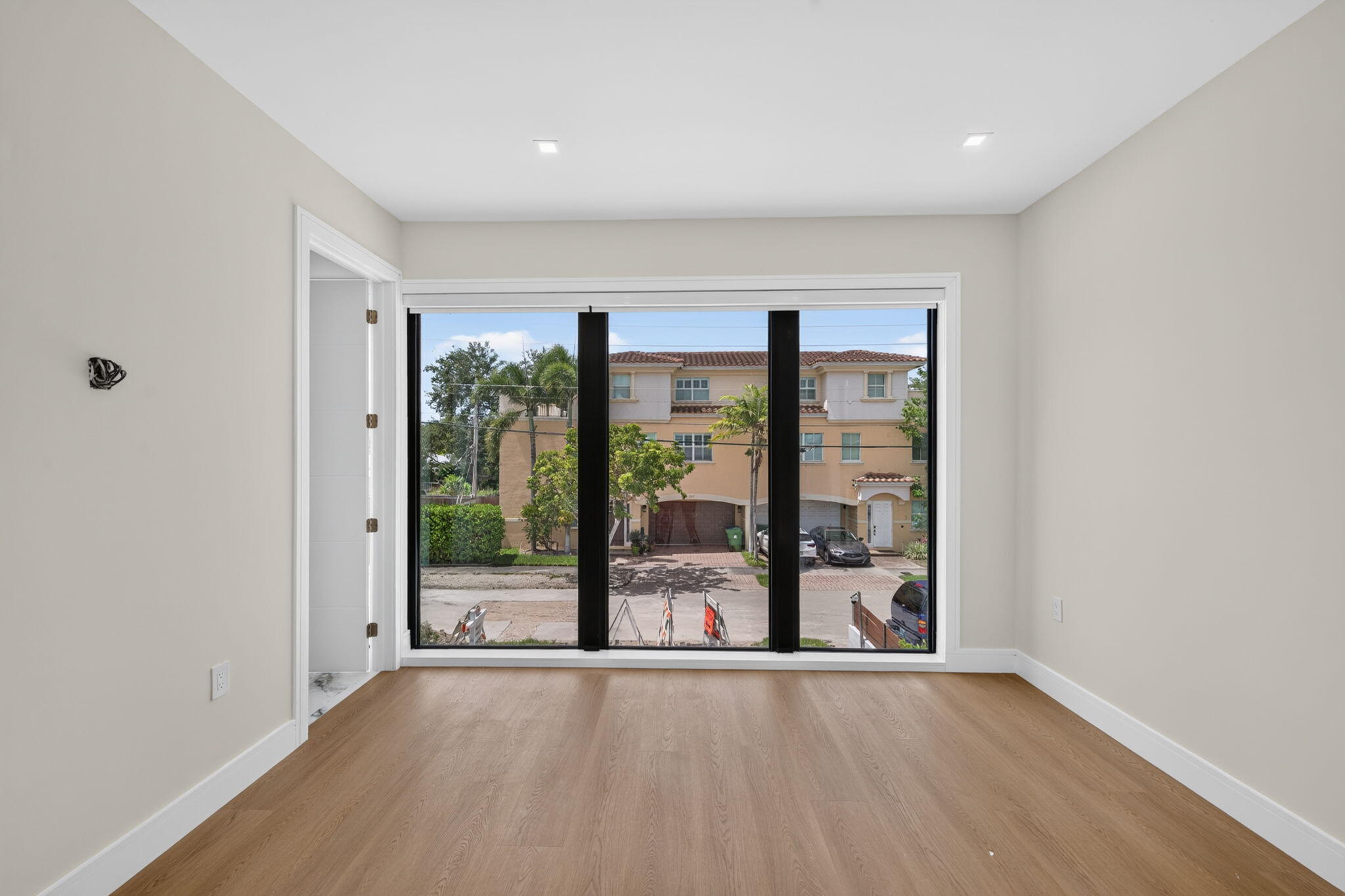 704 SW 9th, Fort Lauderdale FL 33315