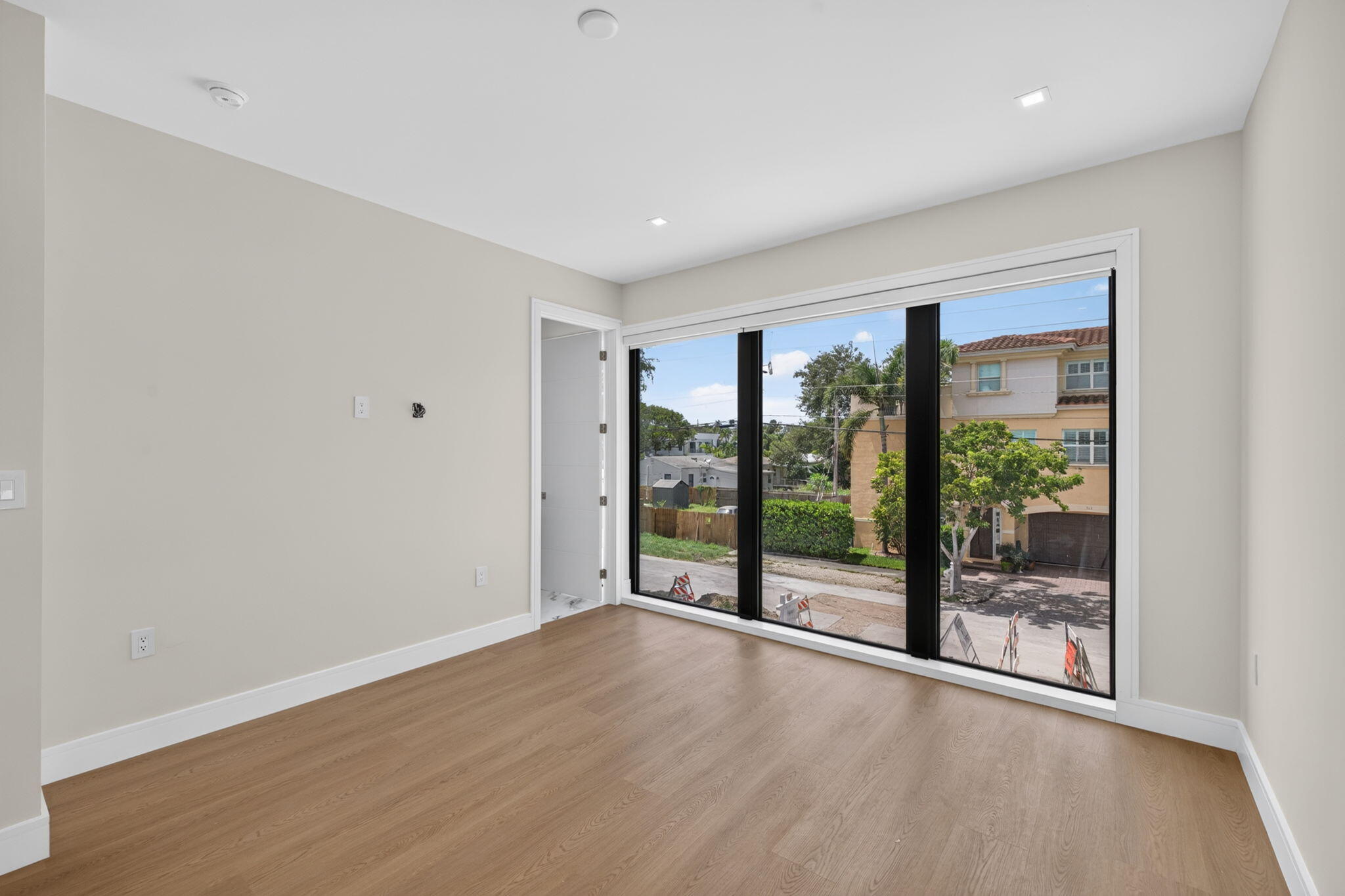 704 SW 9th, Fort Lauderdale FL 33315