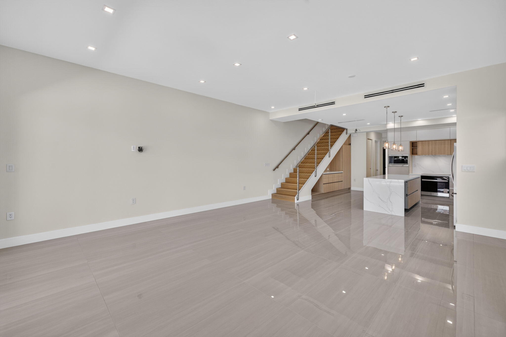 704 SW 9th, Fort Lauderdale FL 33315