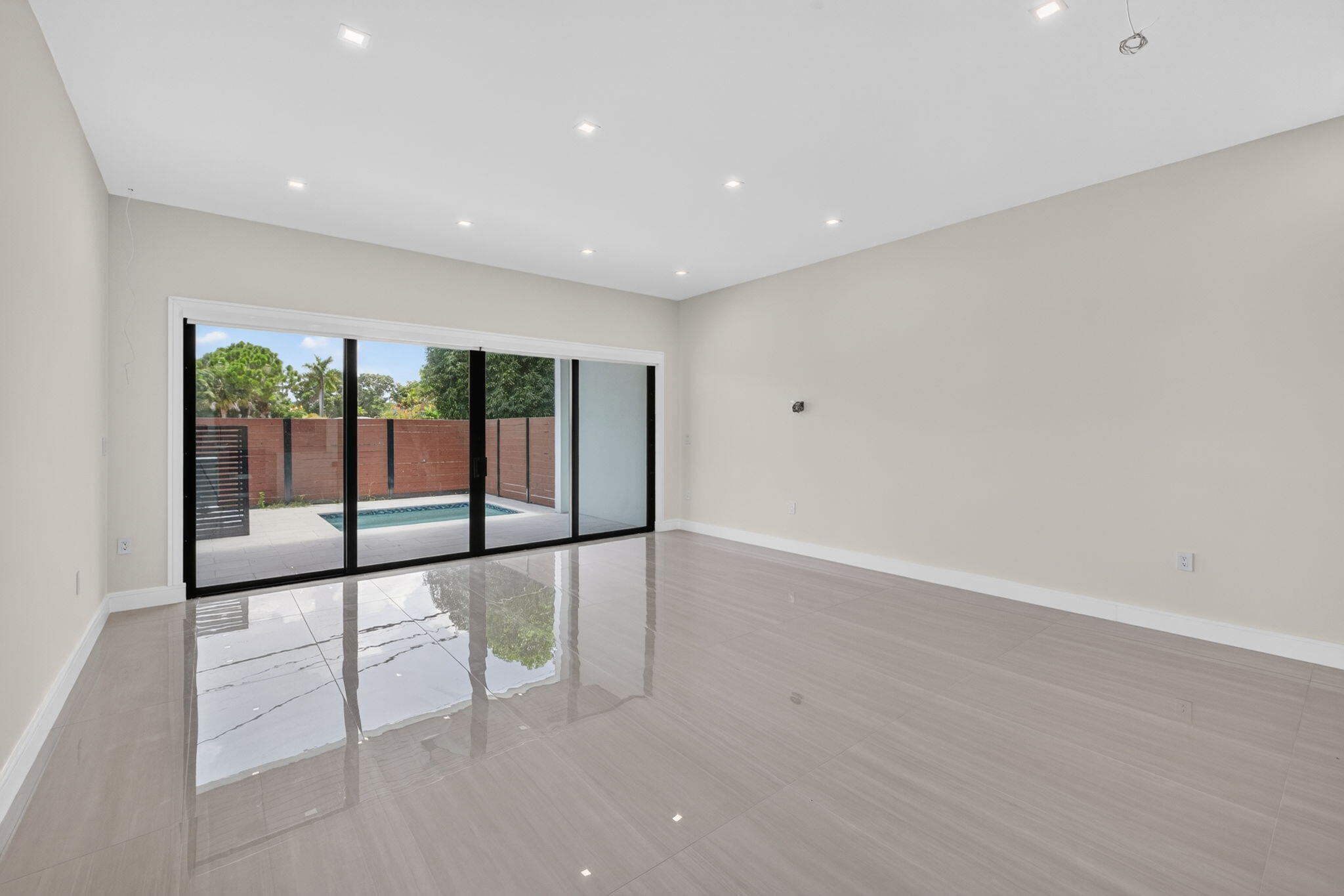 704 SW 9th, Fort Lauderdale FL 33315