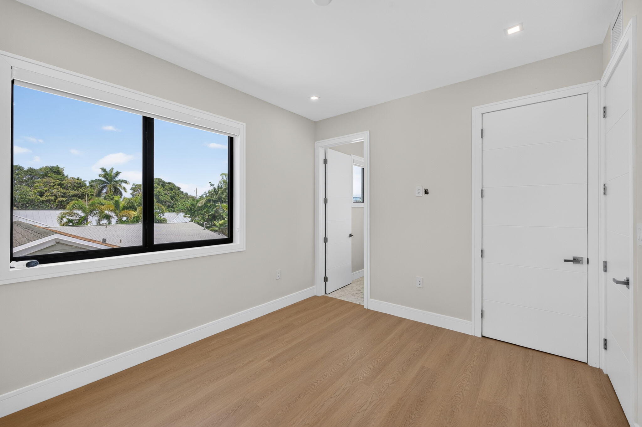 704 SW 9th, Fort Lauderdale FL 33315