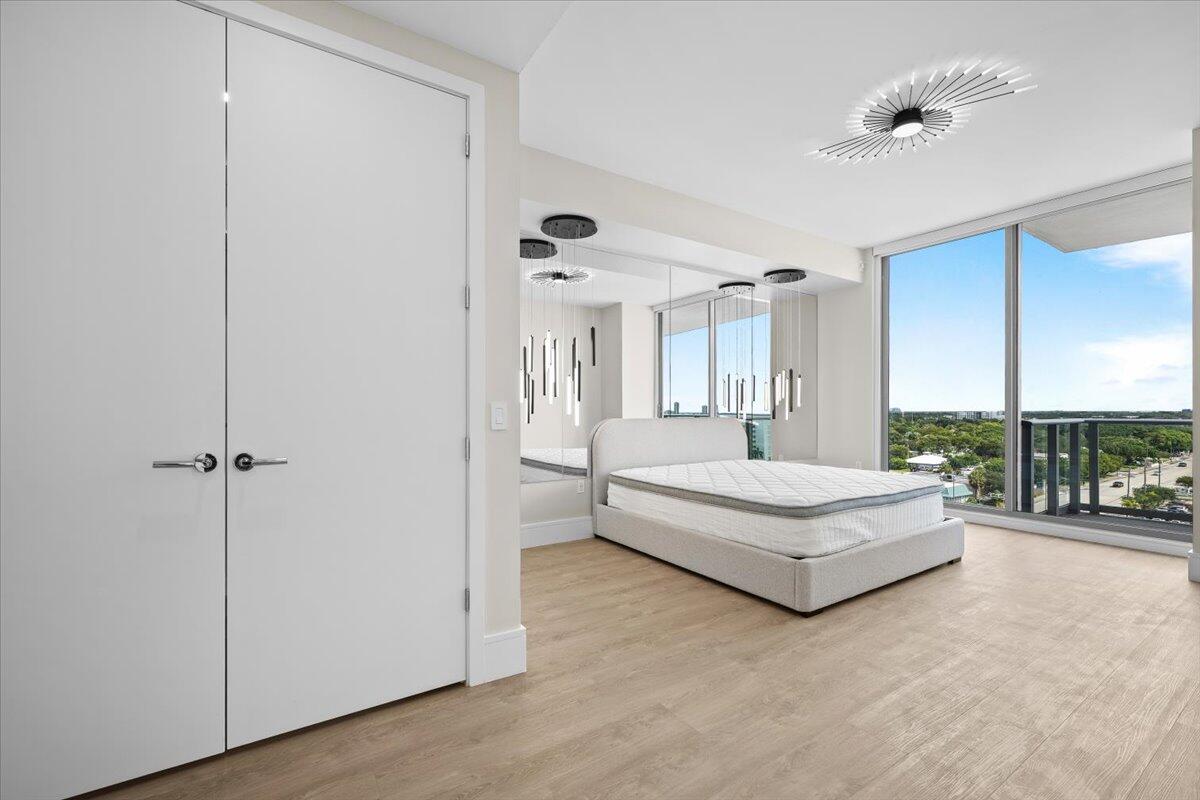 220 Lake Shore #917, Lake Park FL 33403