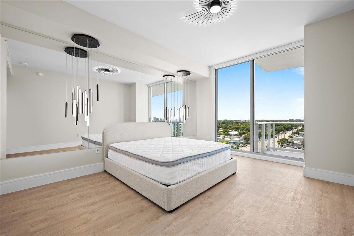 220 Lake Shore #917, Lake Park FL 33403