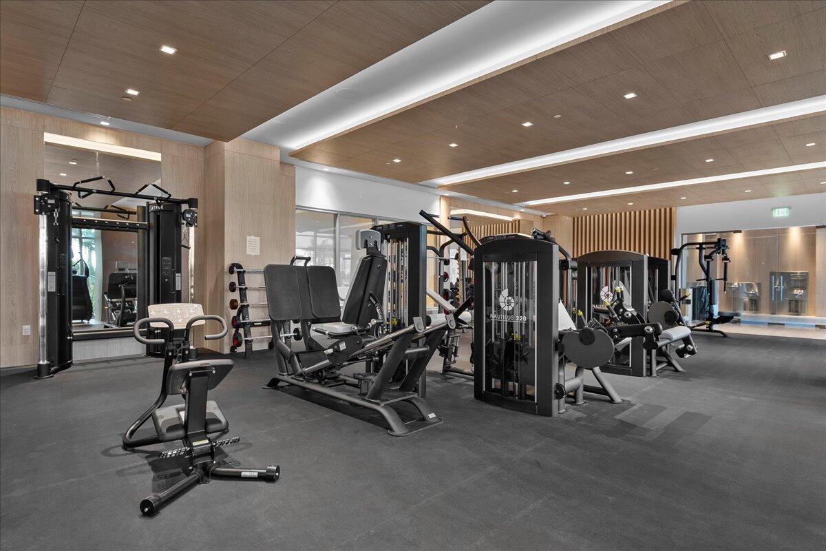 220 Lake Shore #917, Lake Park FL 33403
