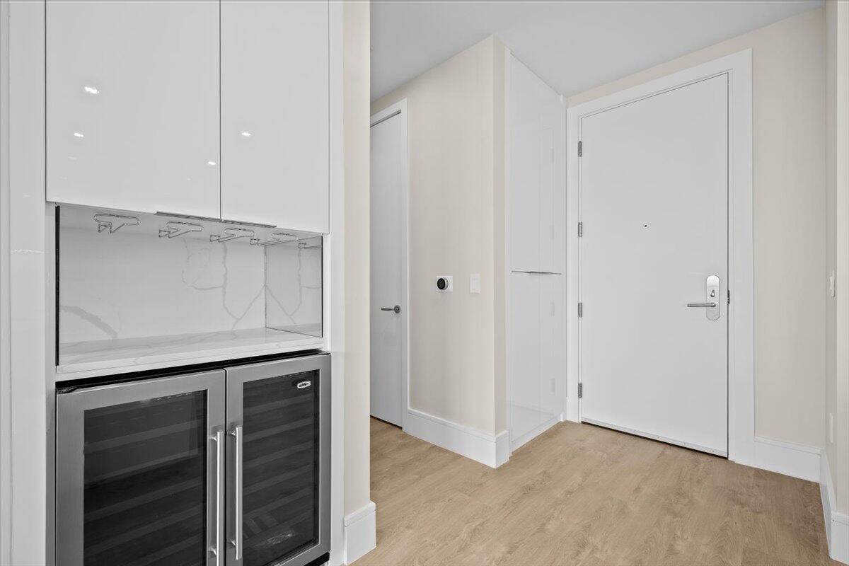 220 Lake Shore #917, Lake Park FL 33403