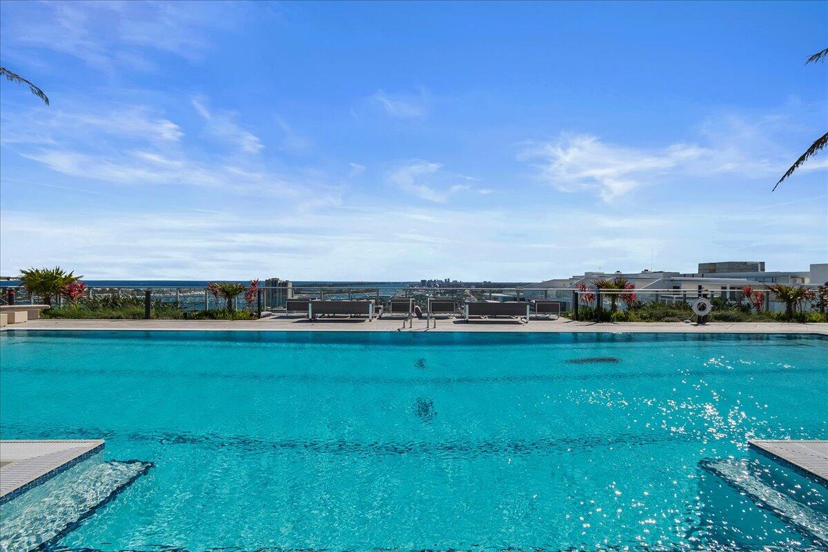 220 Lake Shore #917, Lake Park FL 33403