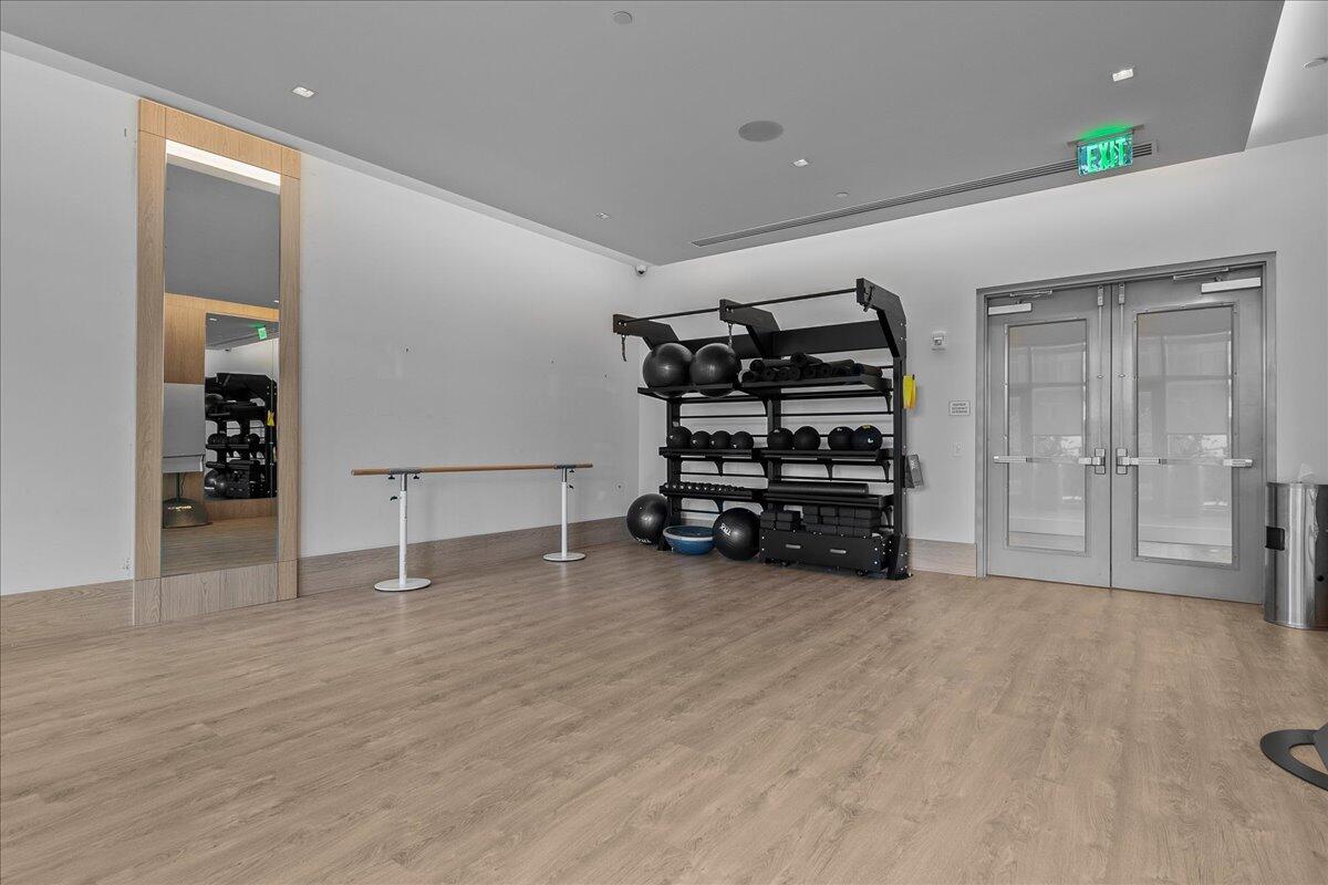 220 Lake Shore #917, Lake Park FL 33403