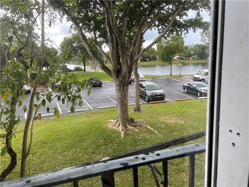 3690 INVERRARY #2Z, Lauderhill FL 33319