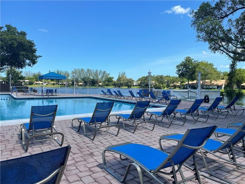 3690 INVERRARY #2Z, Lauderhill FL 33319