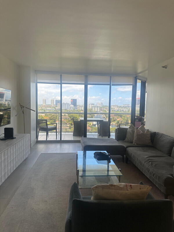 3640 Yacht Club #1403, Aventura FL 33180