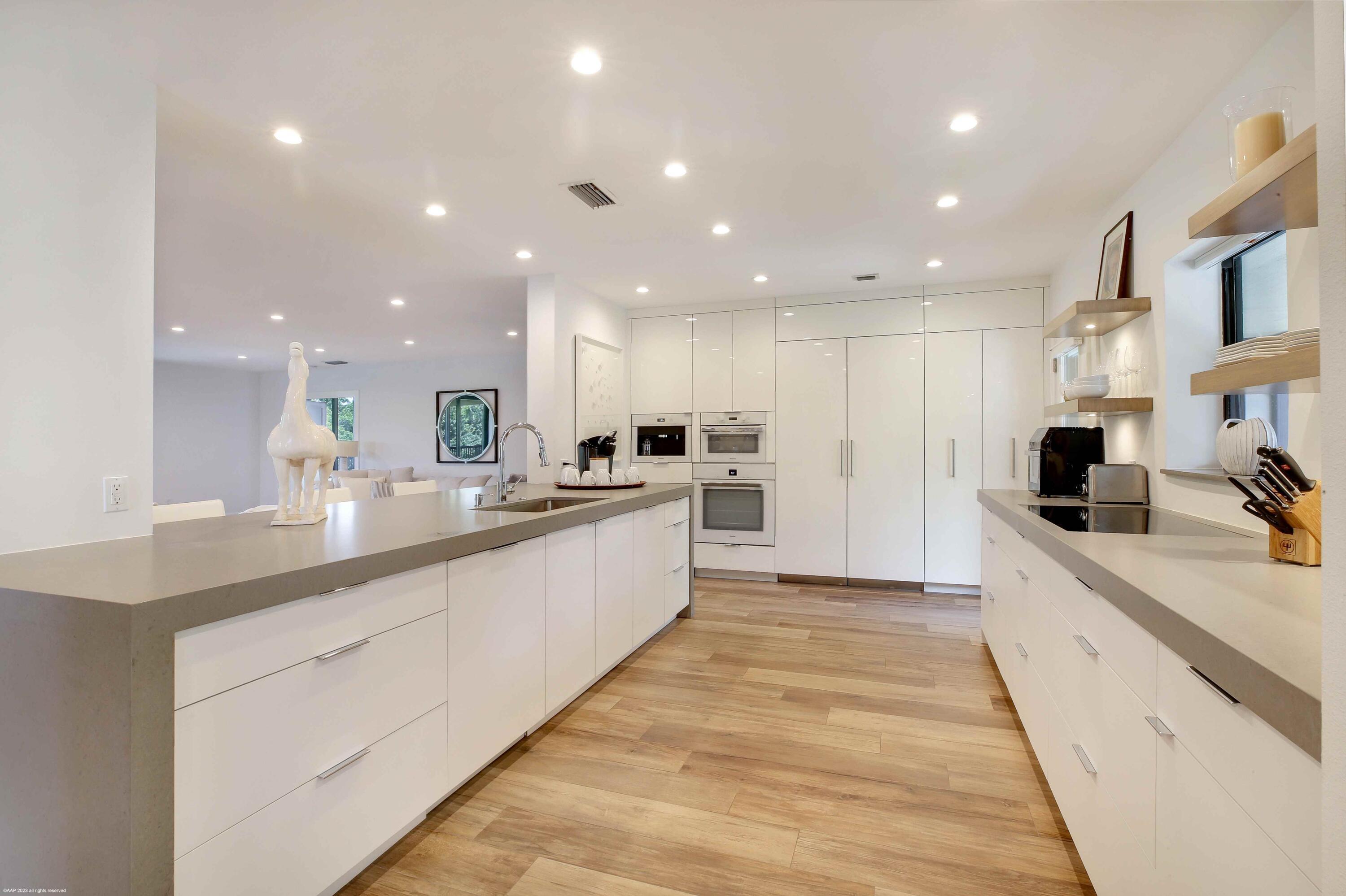 2770 Polo Island #B301, Wellington FL 33414