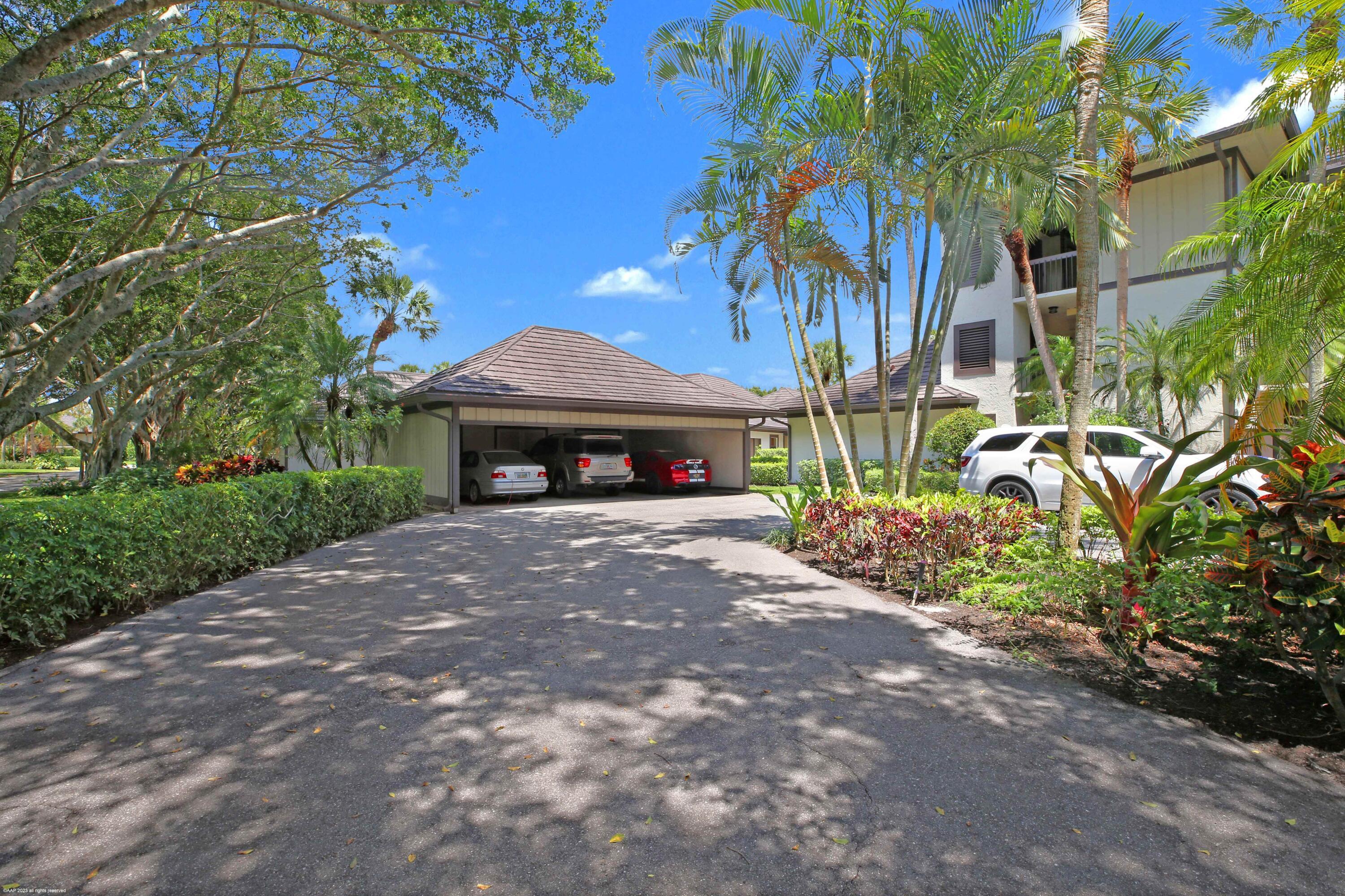 2770 Polo Island #B301, Wellington FL 33414