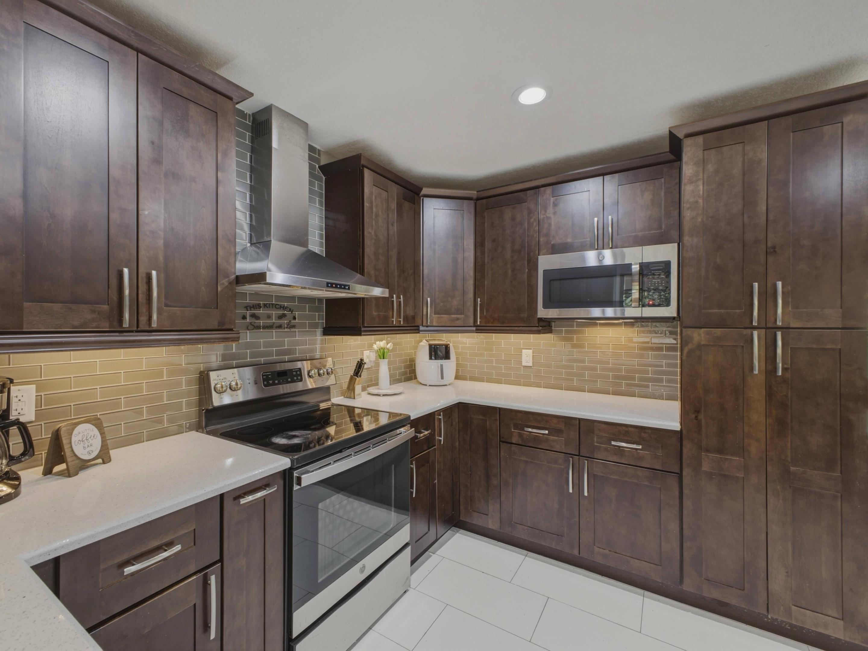 1127 Sea Pines, Lantana FL 33462