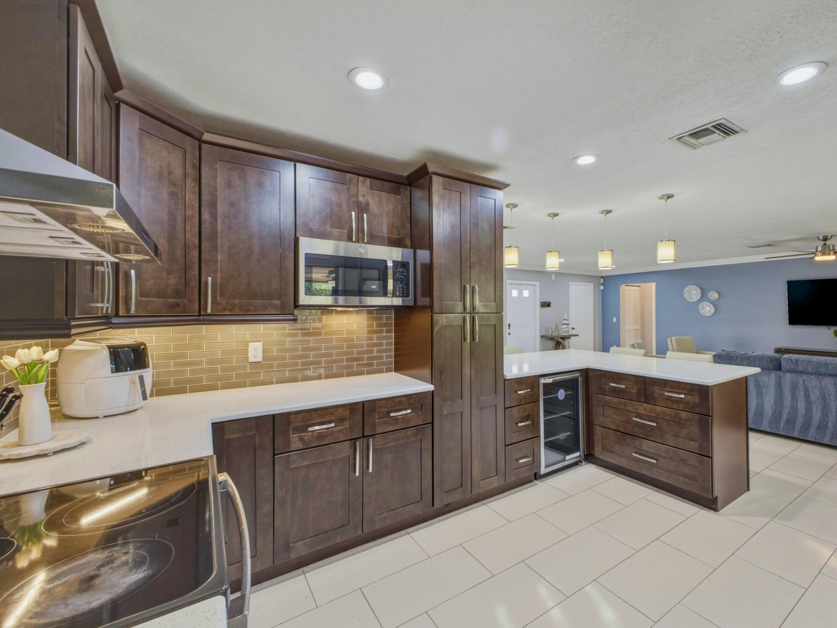 1127 Sea Pines, Lantana FL 33462