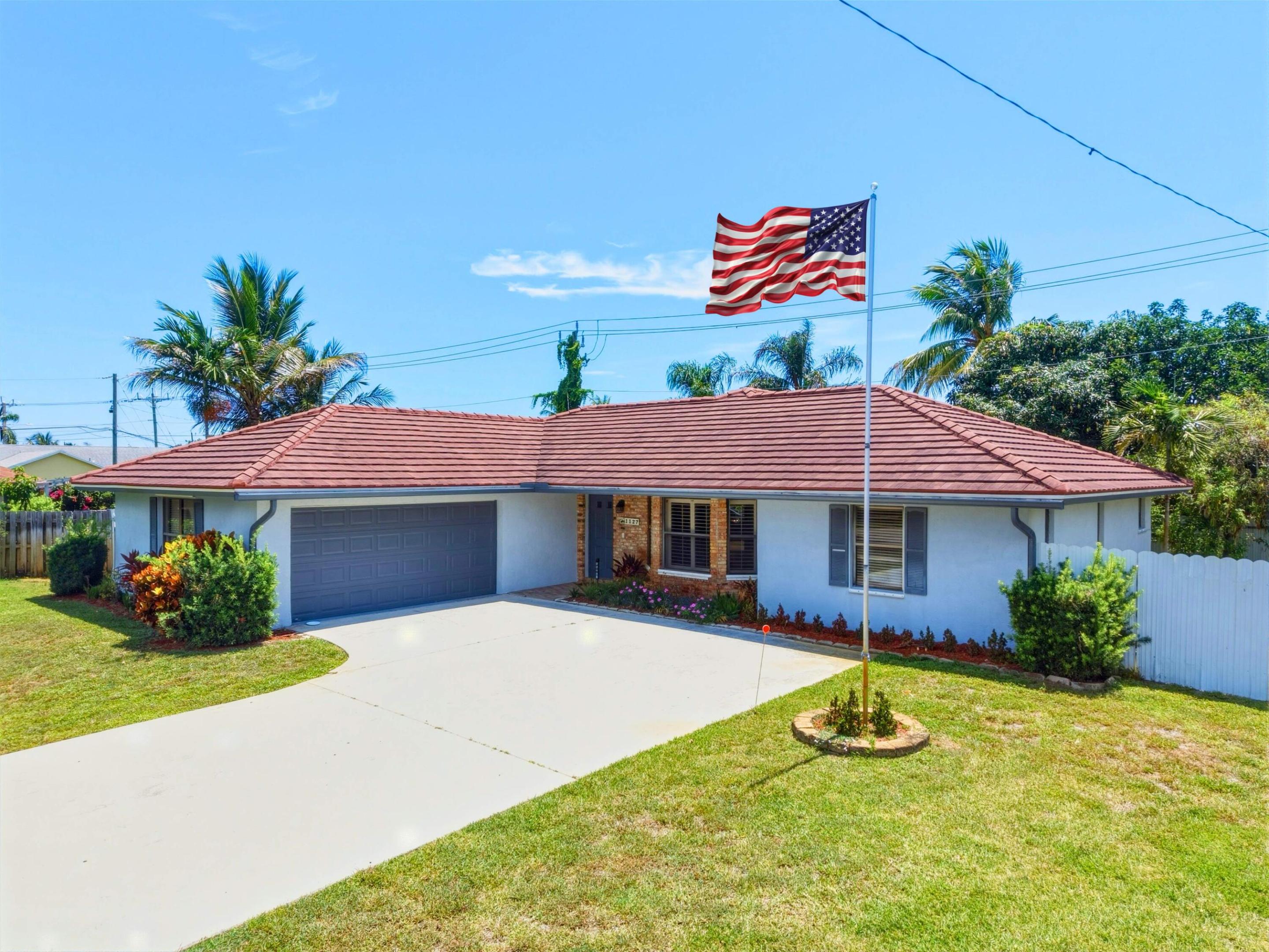 1127 Sea Pines, Lantana FL 33462