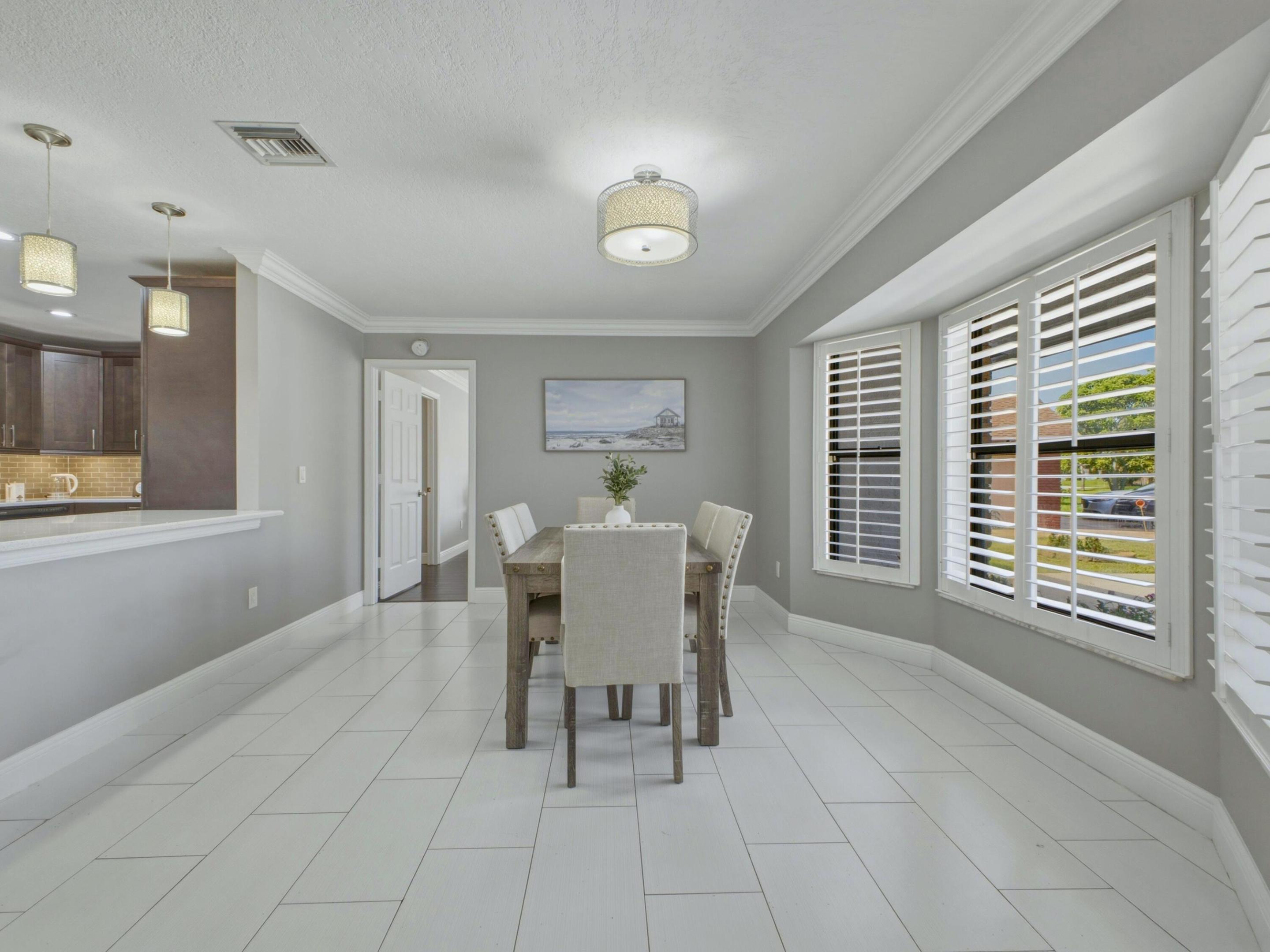 1127 Sea Pines, Lantana FL 33462