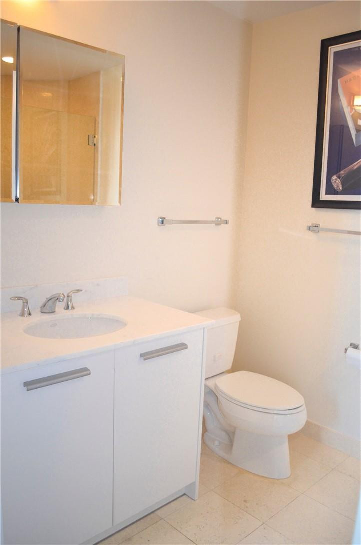 1060 Brickell #1617, Miami FL 33131