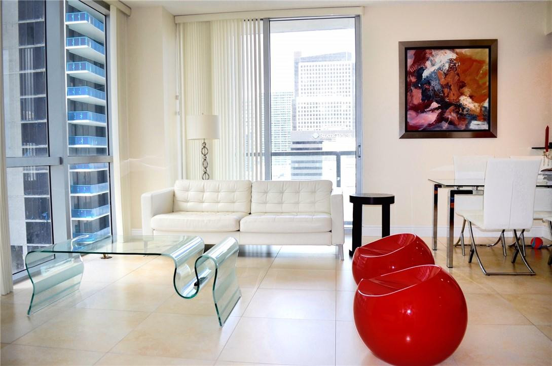 1060 Brickell #1617, Miami FL 33131
