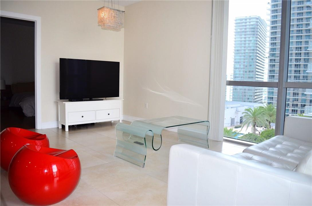 1060 Brickell #1617, Miami FL 33131
