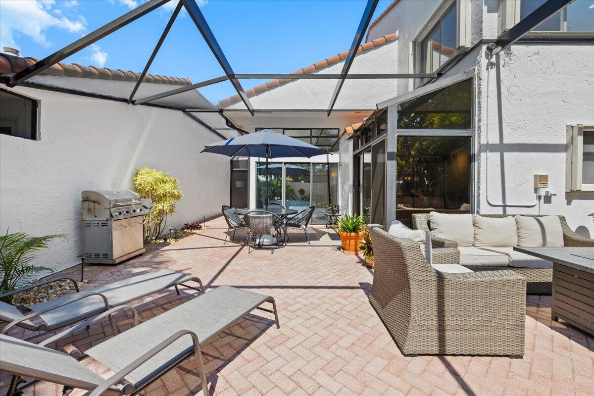 7338 Woodmont, Boca Raton FL 33434