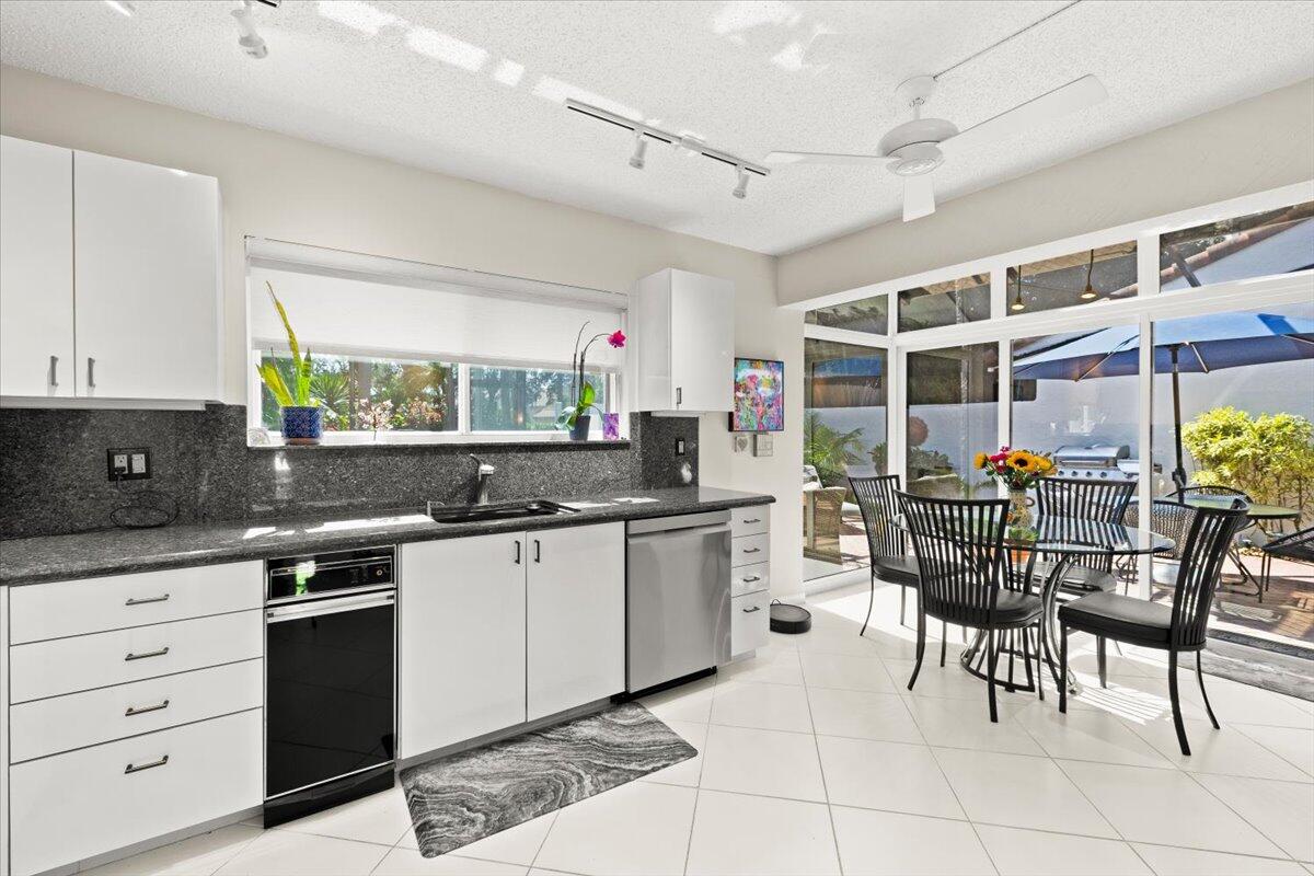 7338 Woodmont, Boca Raton FL 33434