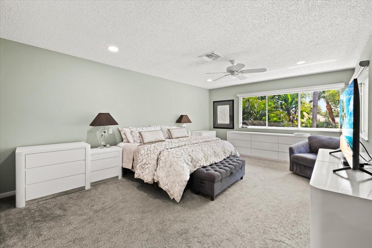 7338 Woodmont, Boca Raton FL 33434