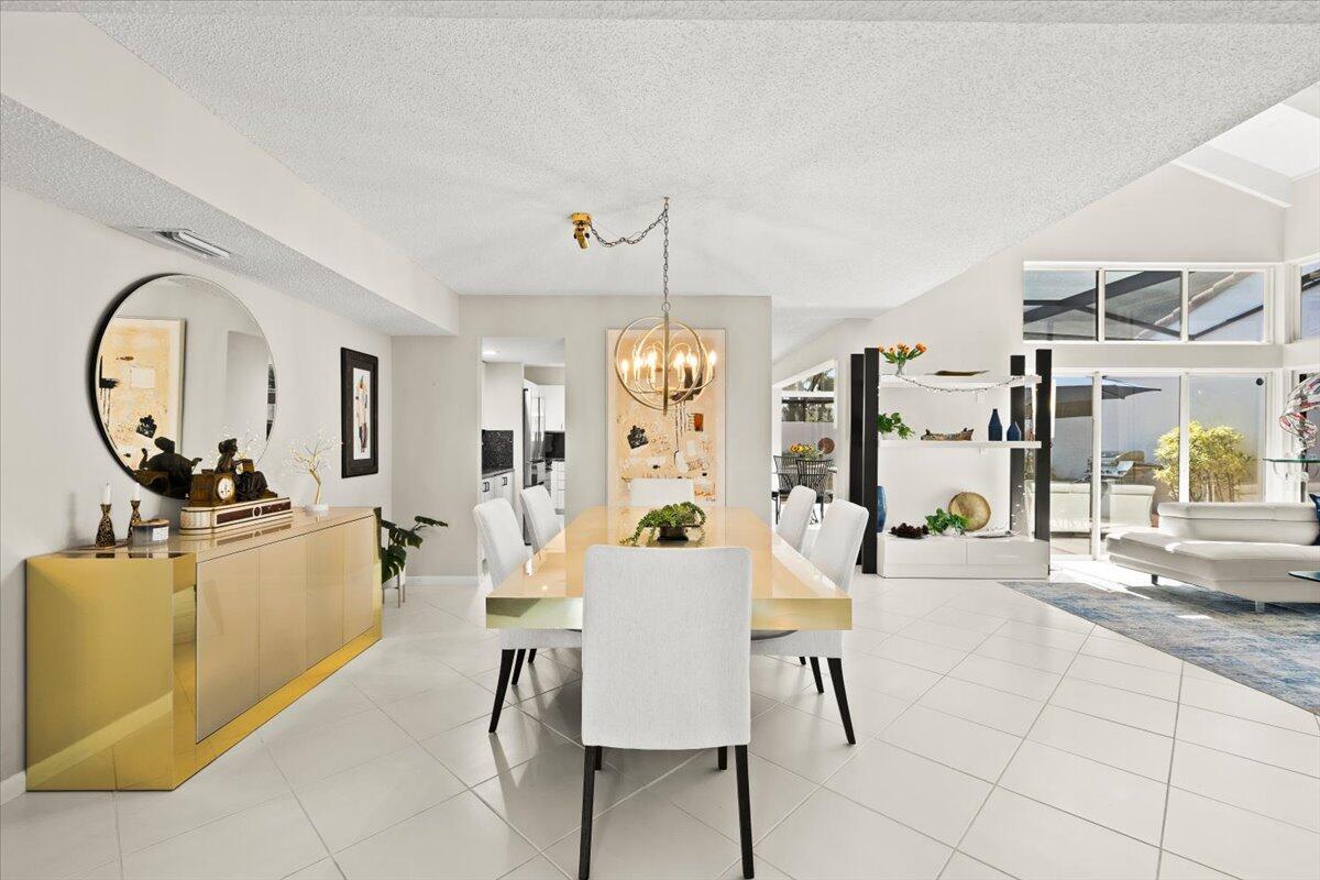 7338 Woodmont, Boca Raton FL 33434