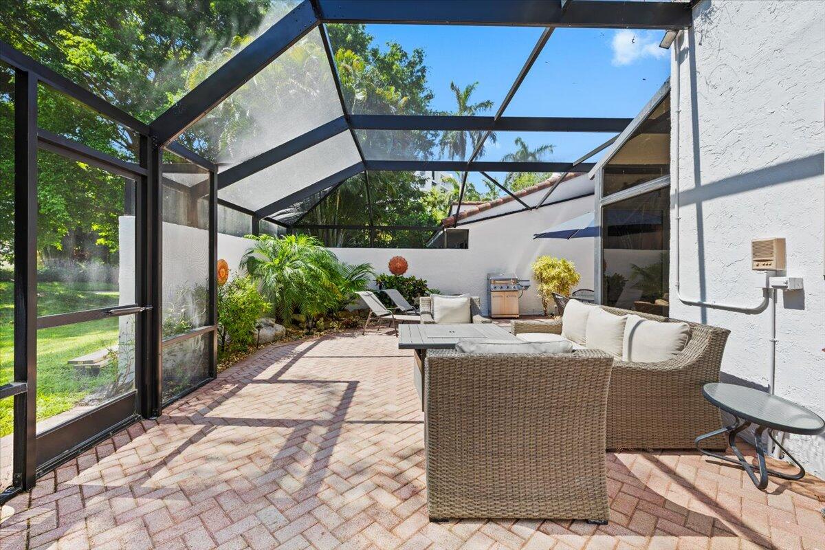 7338 Woodmont, Boca Raton FL 33434