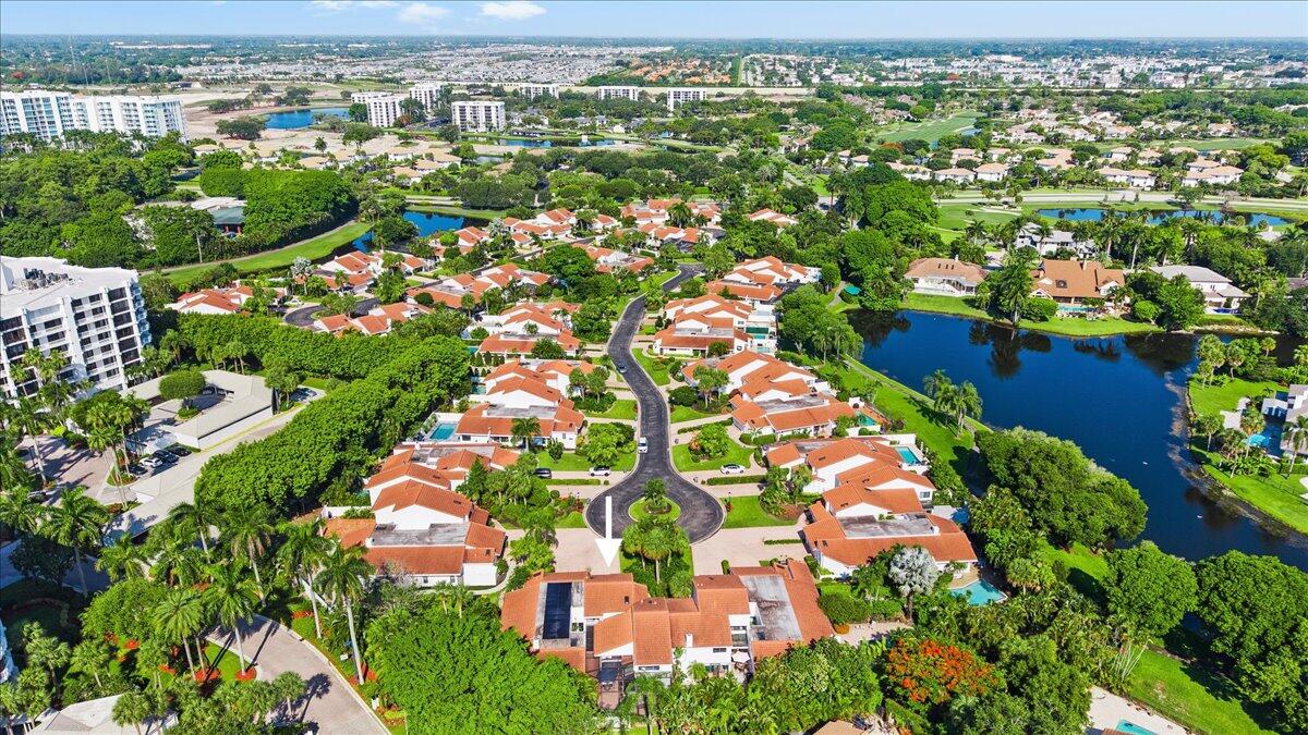 7338 Woodmont, Boca Raton FL 33434