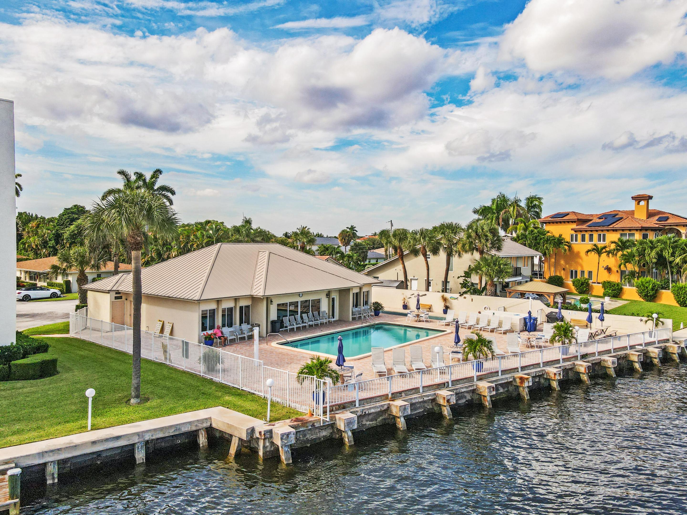 650 Snug Harbor #G401, Boynton Beach FL 33435
