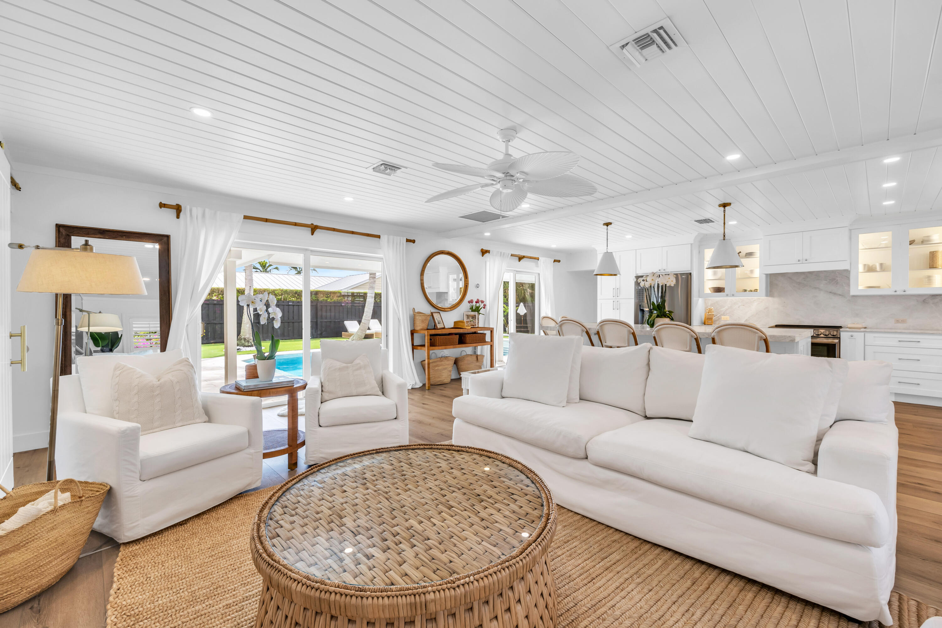 366 ELM, Tequesta FL 33469