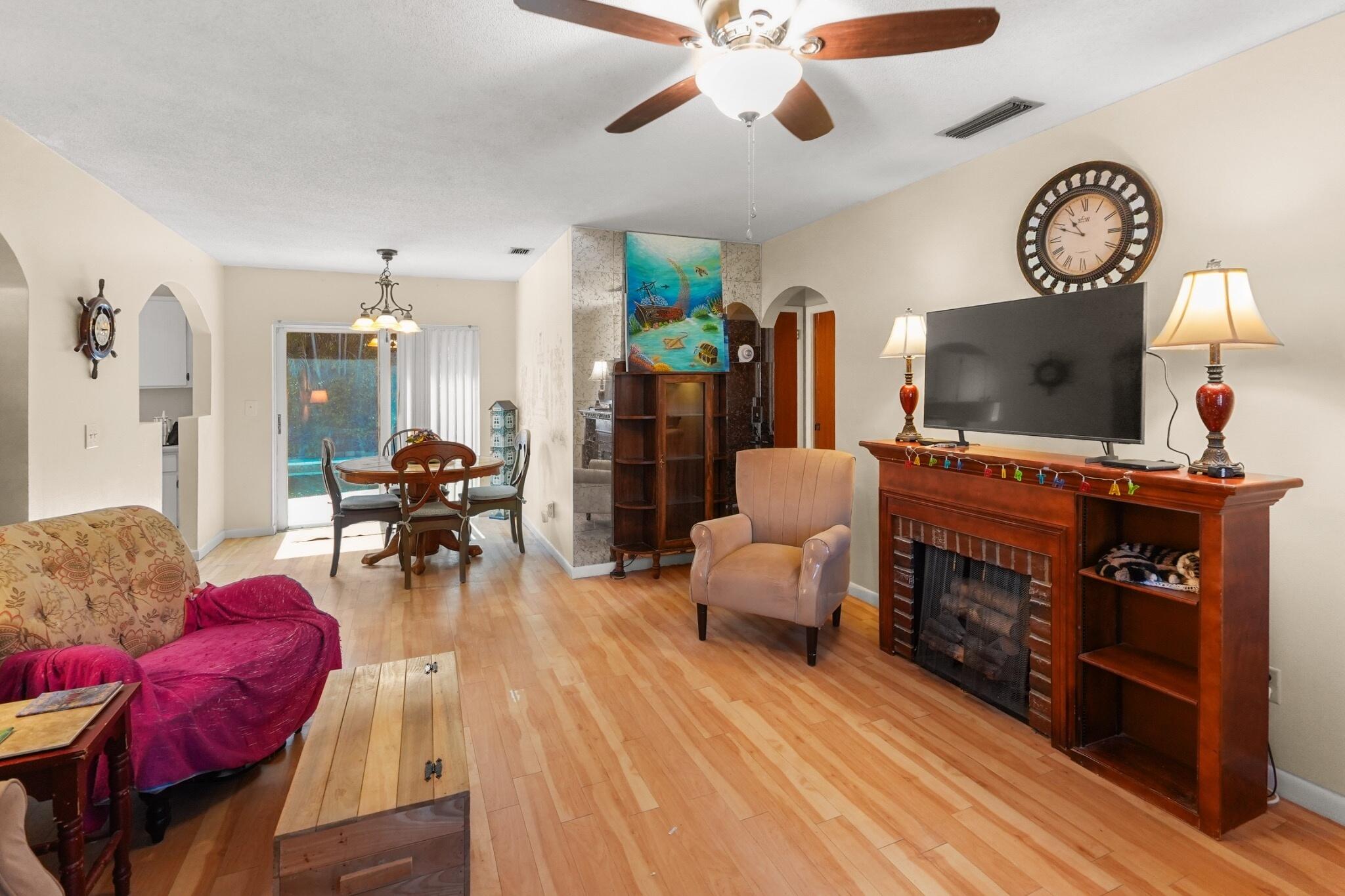 1515 CRESCENT, Lake Park FL 33403