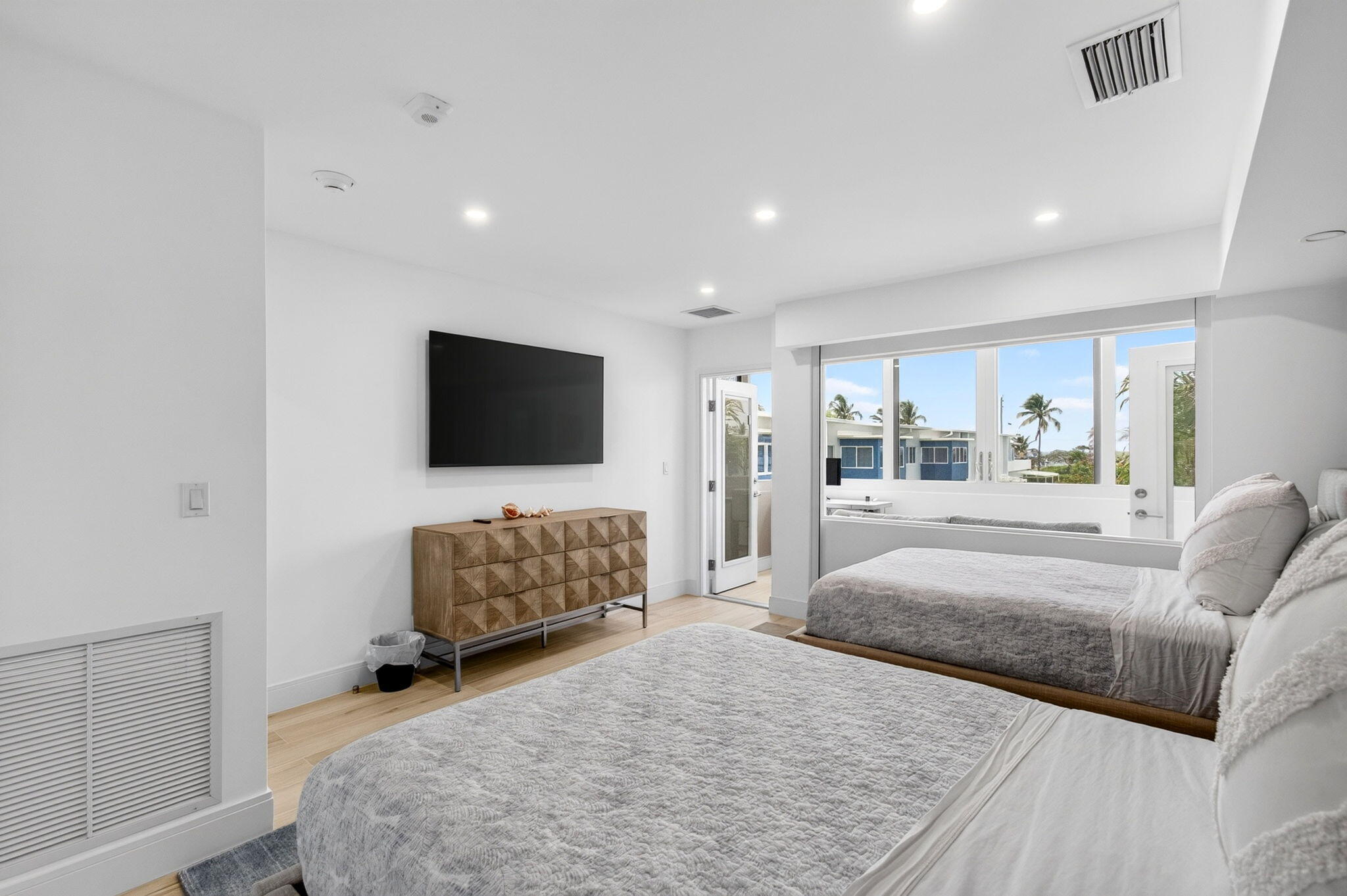 120 N OCEAN #203, Delray Beach FL 33483