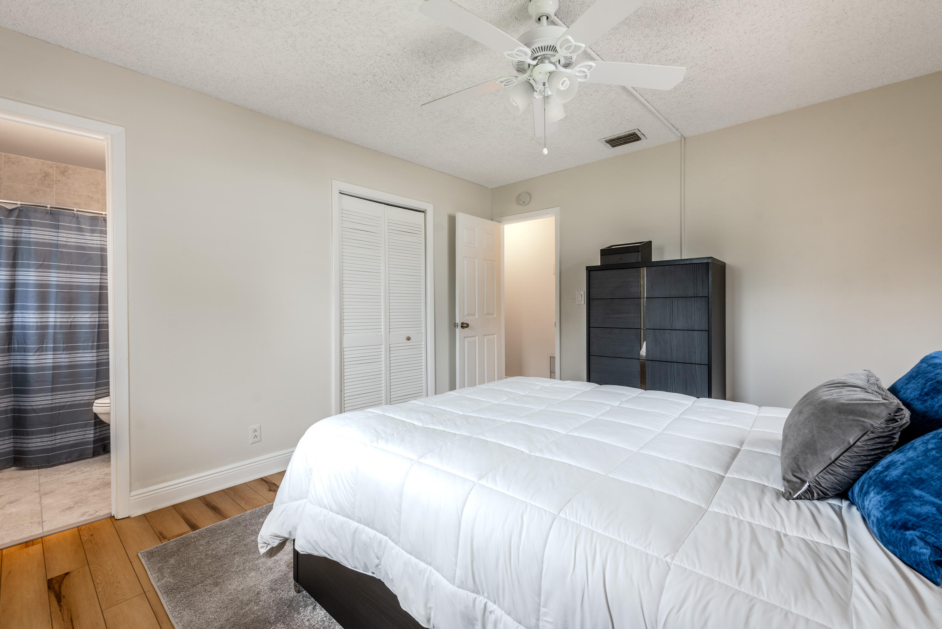 4317 APPLECREST, Palm Beach Gardens FL 33410