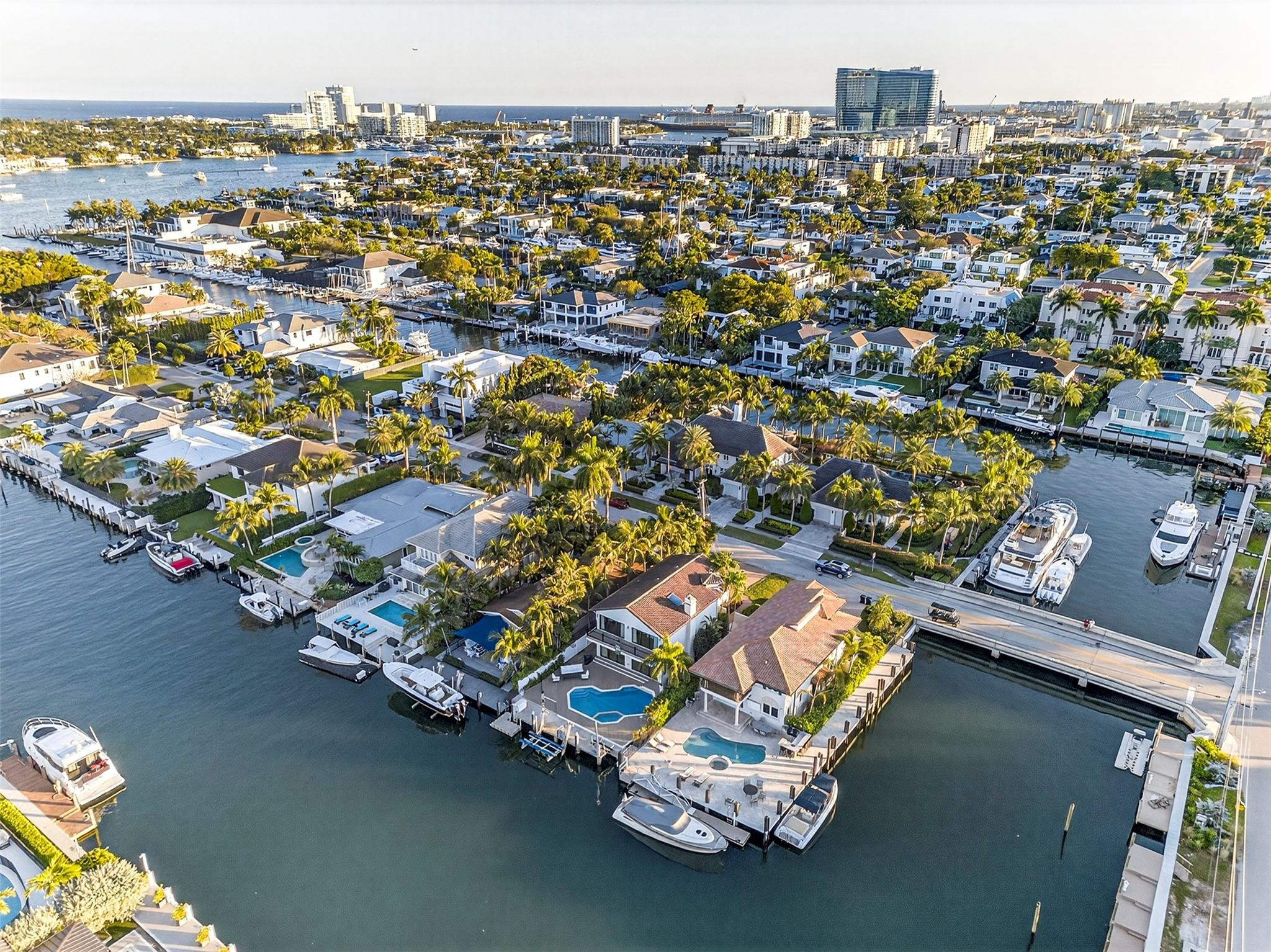1505 SE 11TH, Fort Lauderdale FL 33316
