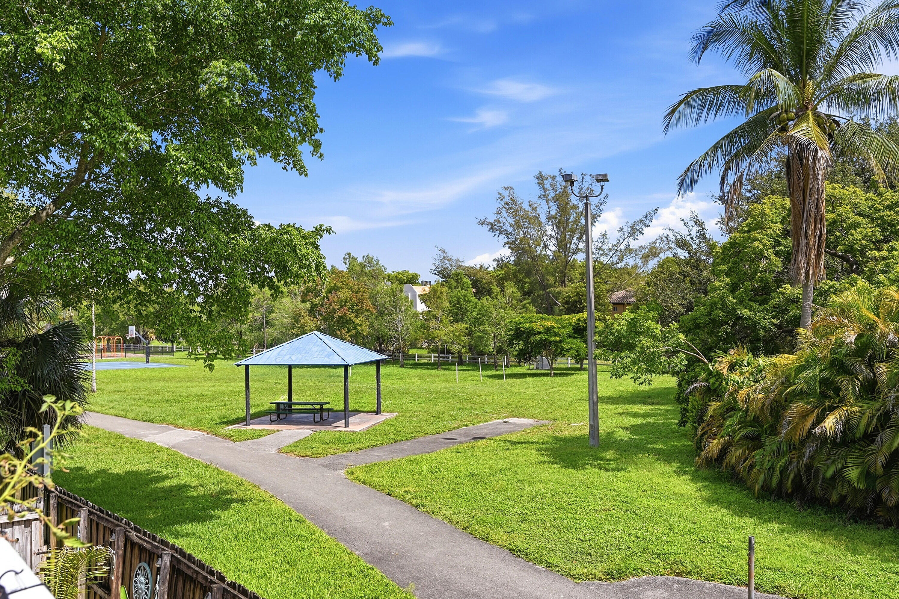 3760 NW 115TH #7-4, Coral Springs FL 33065